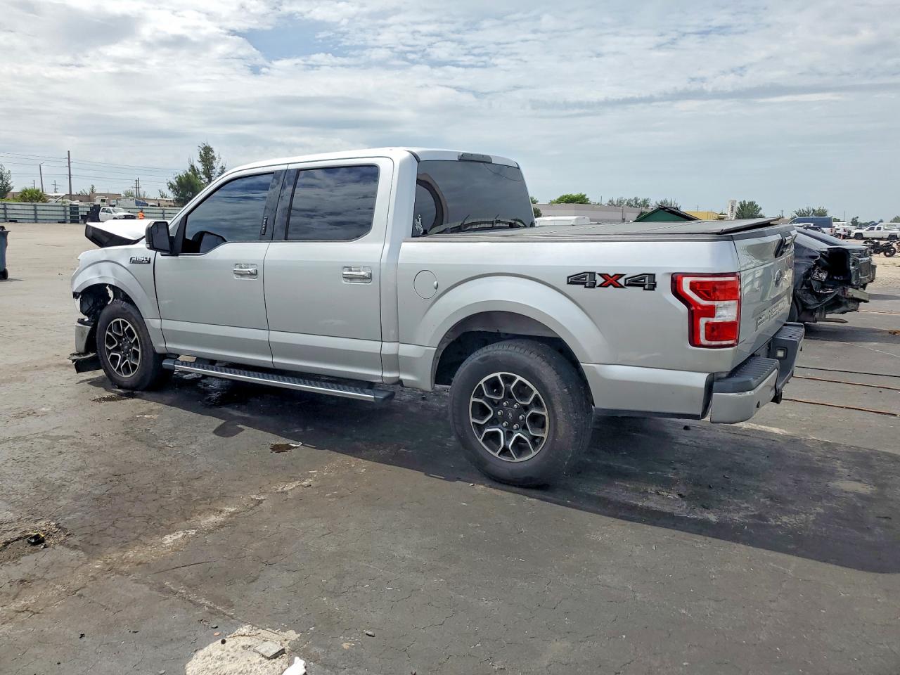 2018 Ford F150 Supercrew Silver vin: 1FTEW1E51JKF98877