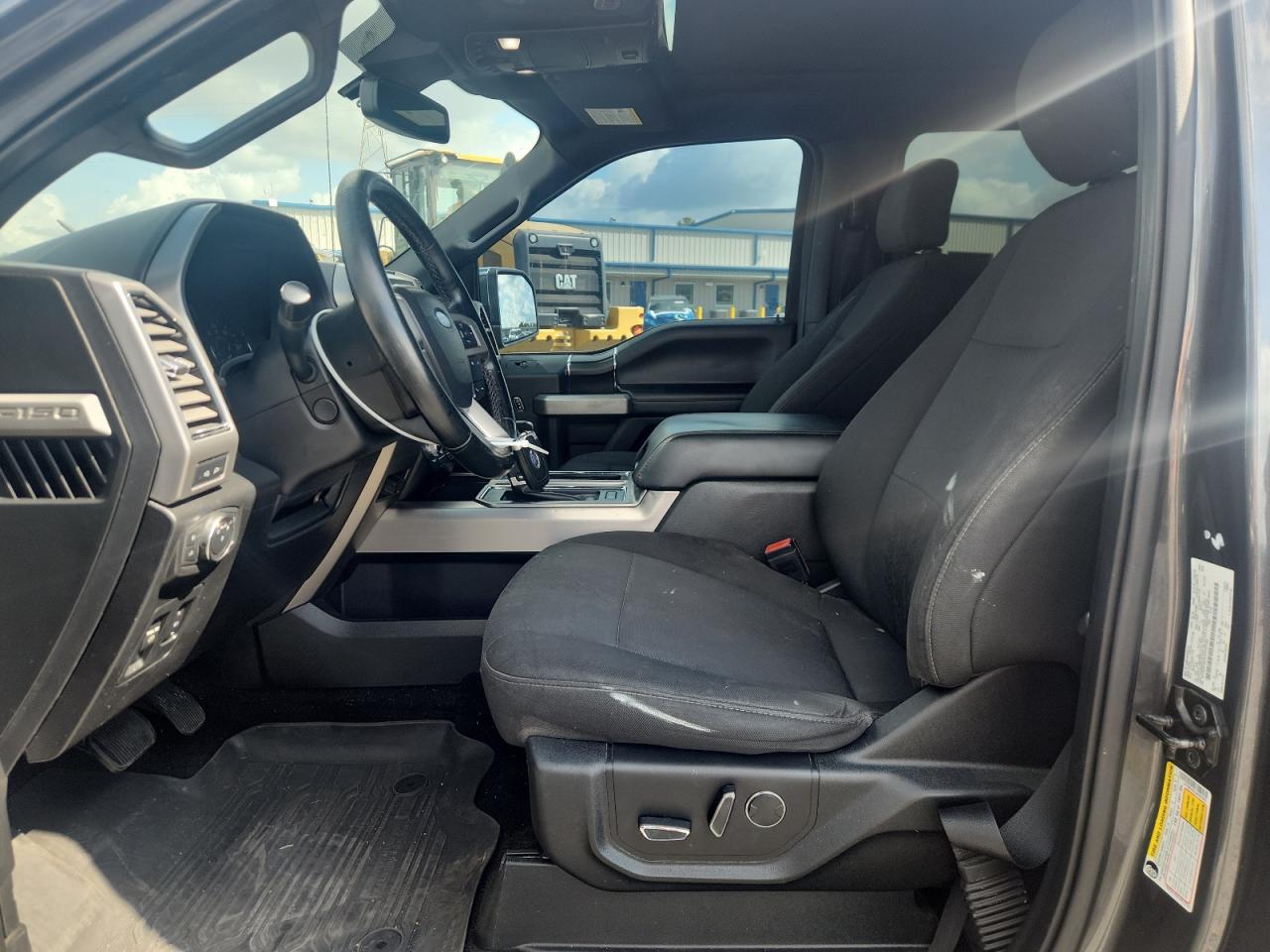 2018 Ford F150 Supercrew Gray vin: 1FTEW1E52JFC97429