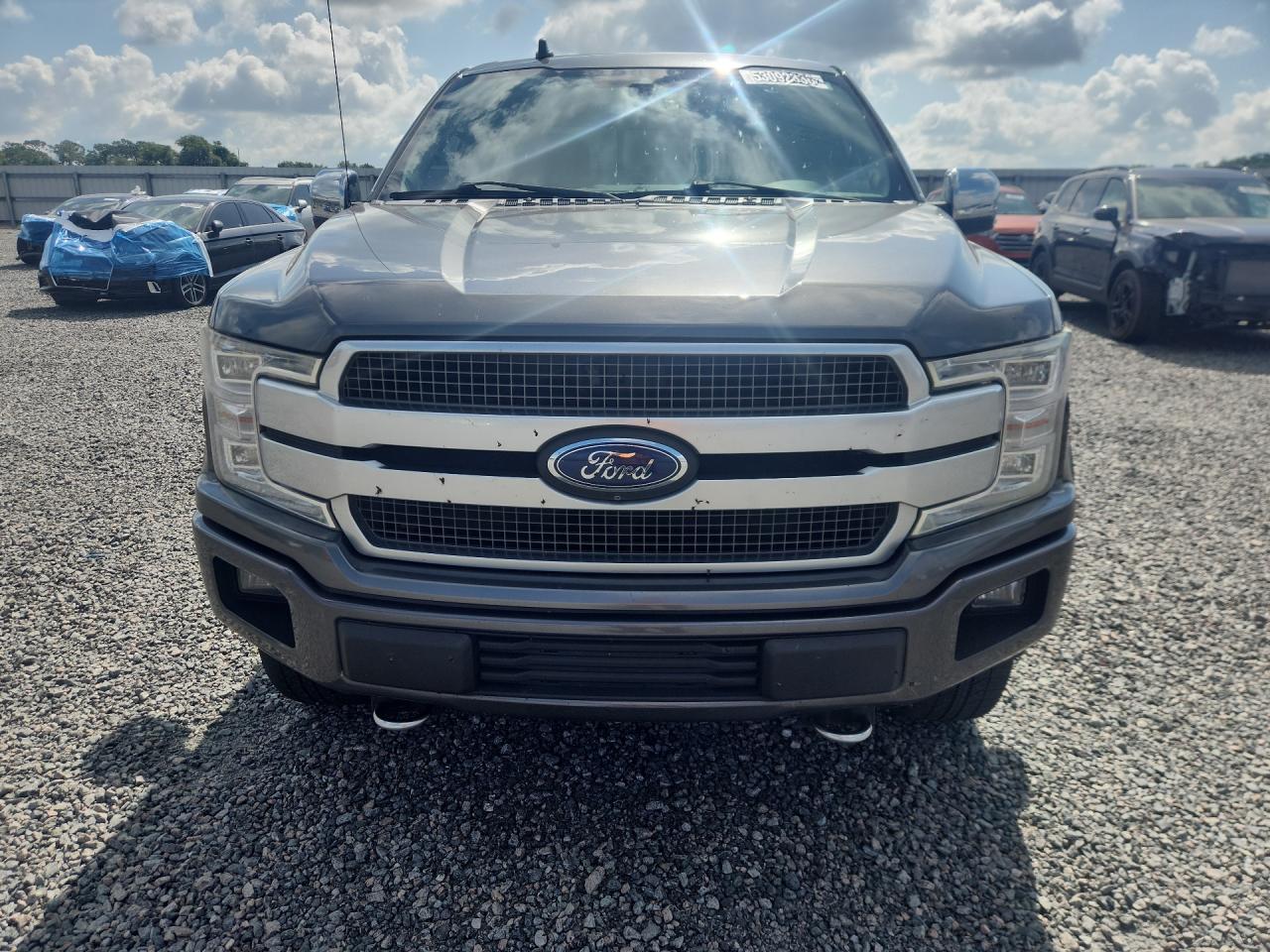 2018 Ford F150 Supercrew Gray vin: 1FTEW1E52JFC97429