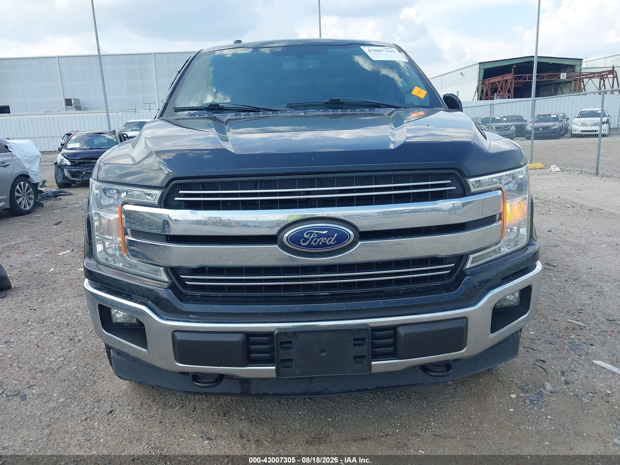 2018 Ford F-150 Lariat Черный vin: 1FTEW1E53JKE43991