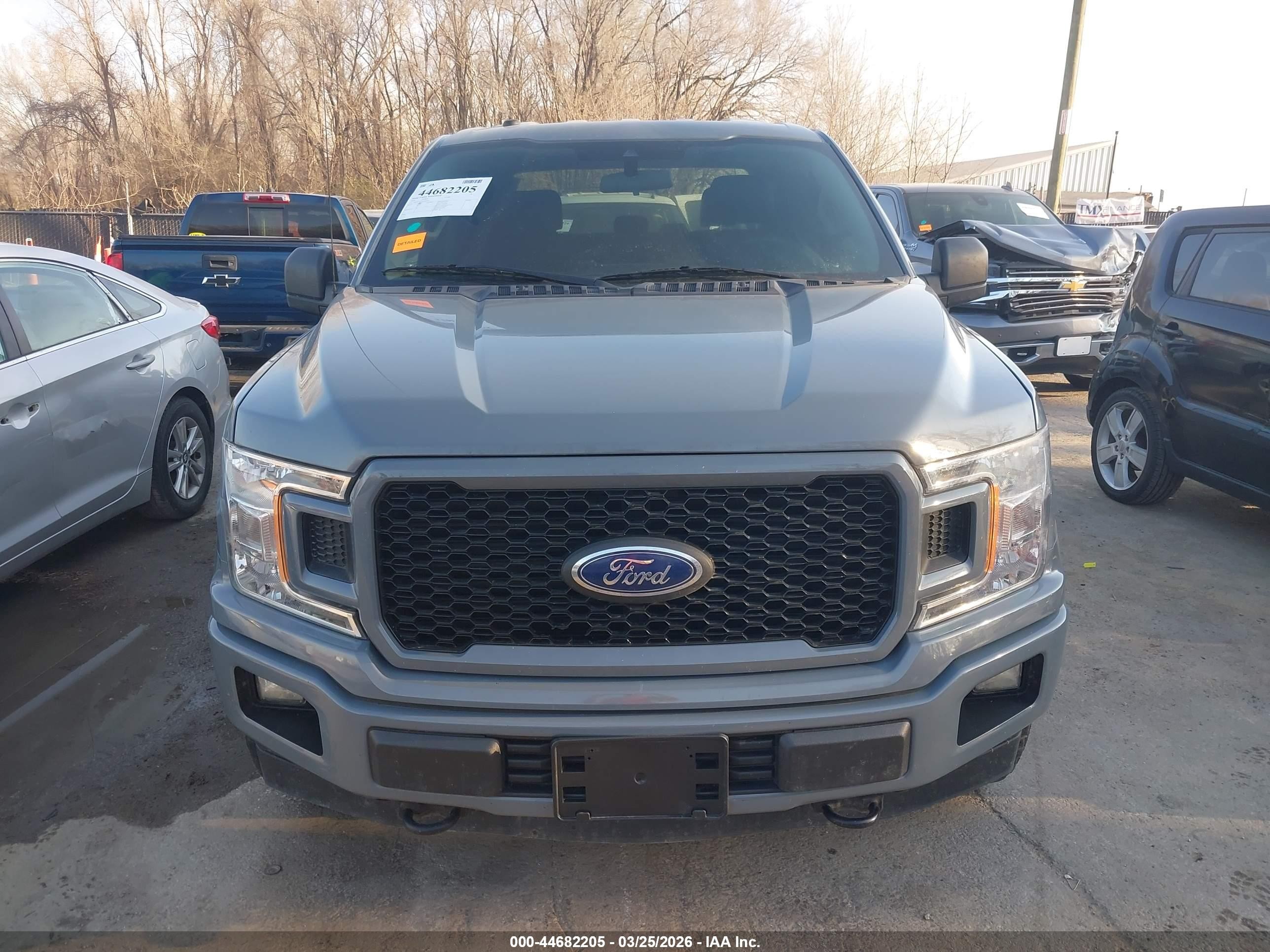 2019 Ford F-150 Xl Серый vin: 1FTEW1E53KFB23676