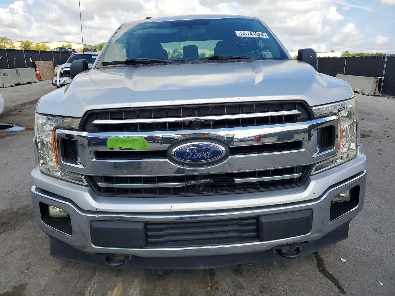 2018 Ford F150 Supercrew Silver vin: 1FTEW1E54JFC64271
