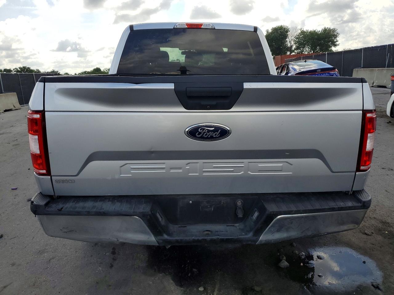 2018 Ford F150 Supercrew Silver vin: 1FTEW1E54JFC64271