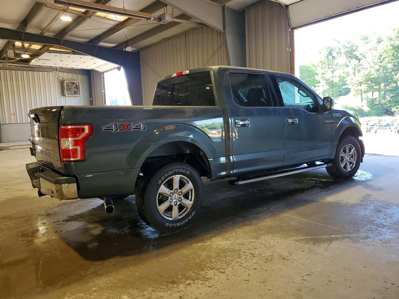 2018 Ford F150 Supercrew Gray vin: 1FTEW1E55JKF69527