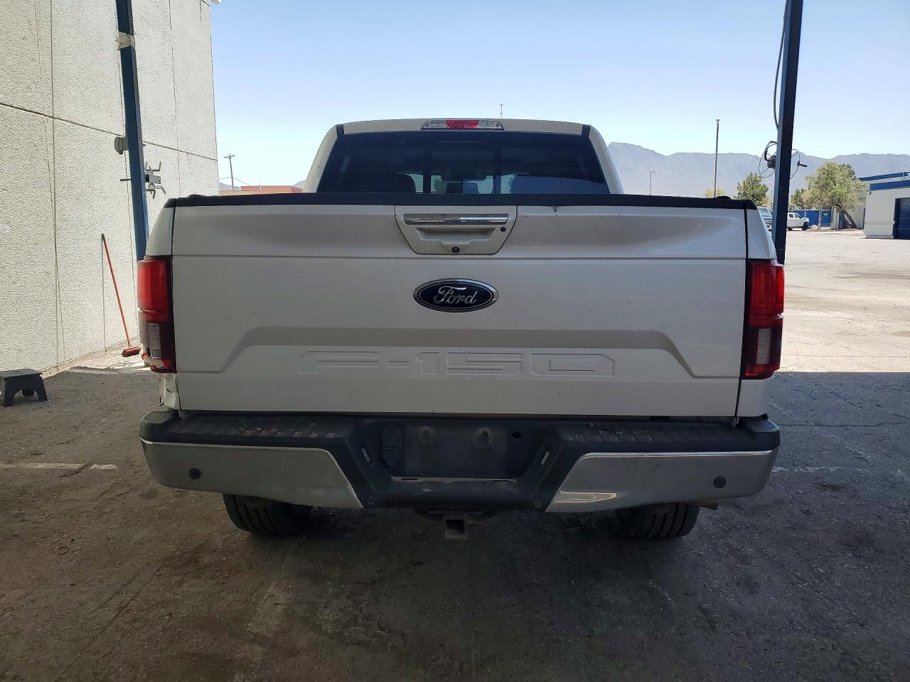 2018 Ford F150 Supercrew White vin: 1FTEW1E56JKD53590