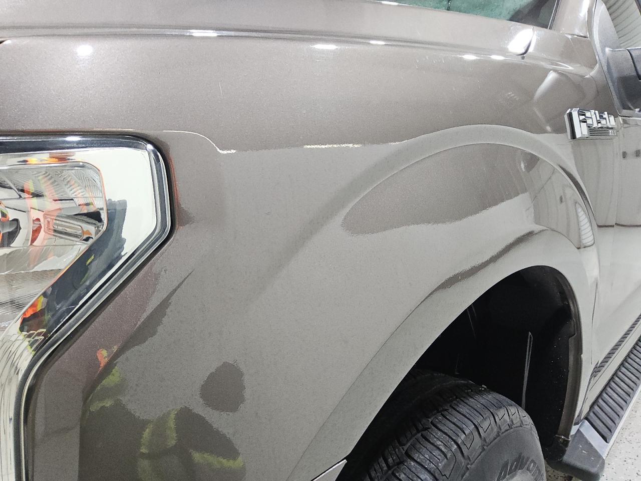 2018 Ford F150 Supercrew Серый vin: 1FTEW1E59JFD79836 Damage: Left Front Fender, Previous Repair, Substandard Repair