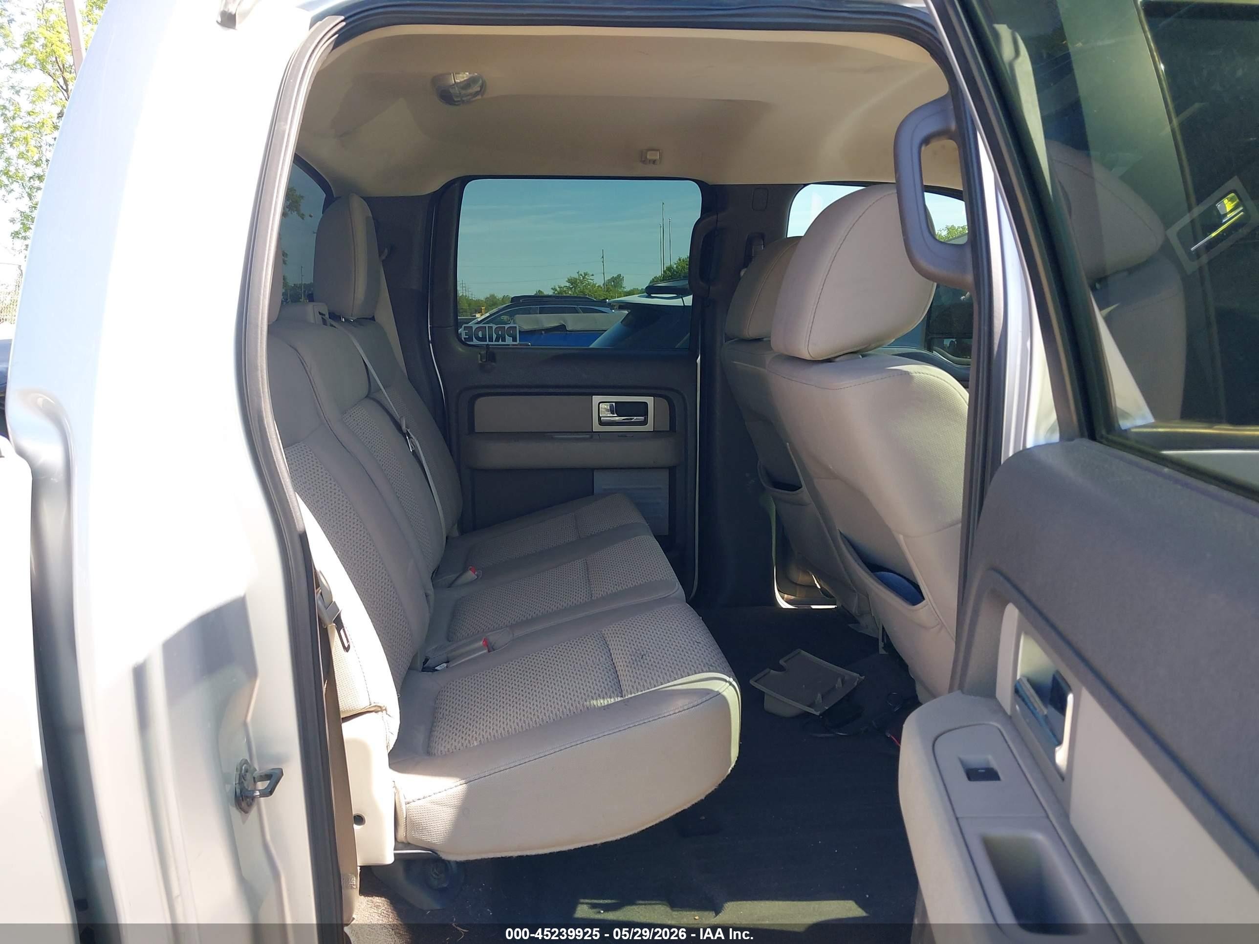 2010 Ford F-150 Xlt Silver vin: 1FTEW1E81AFC48538