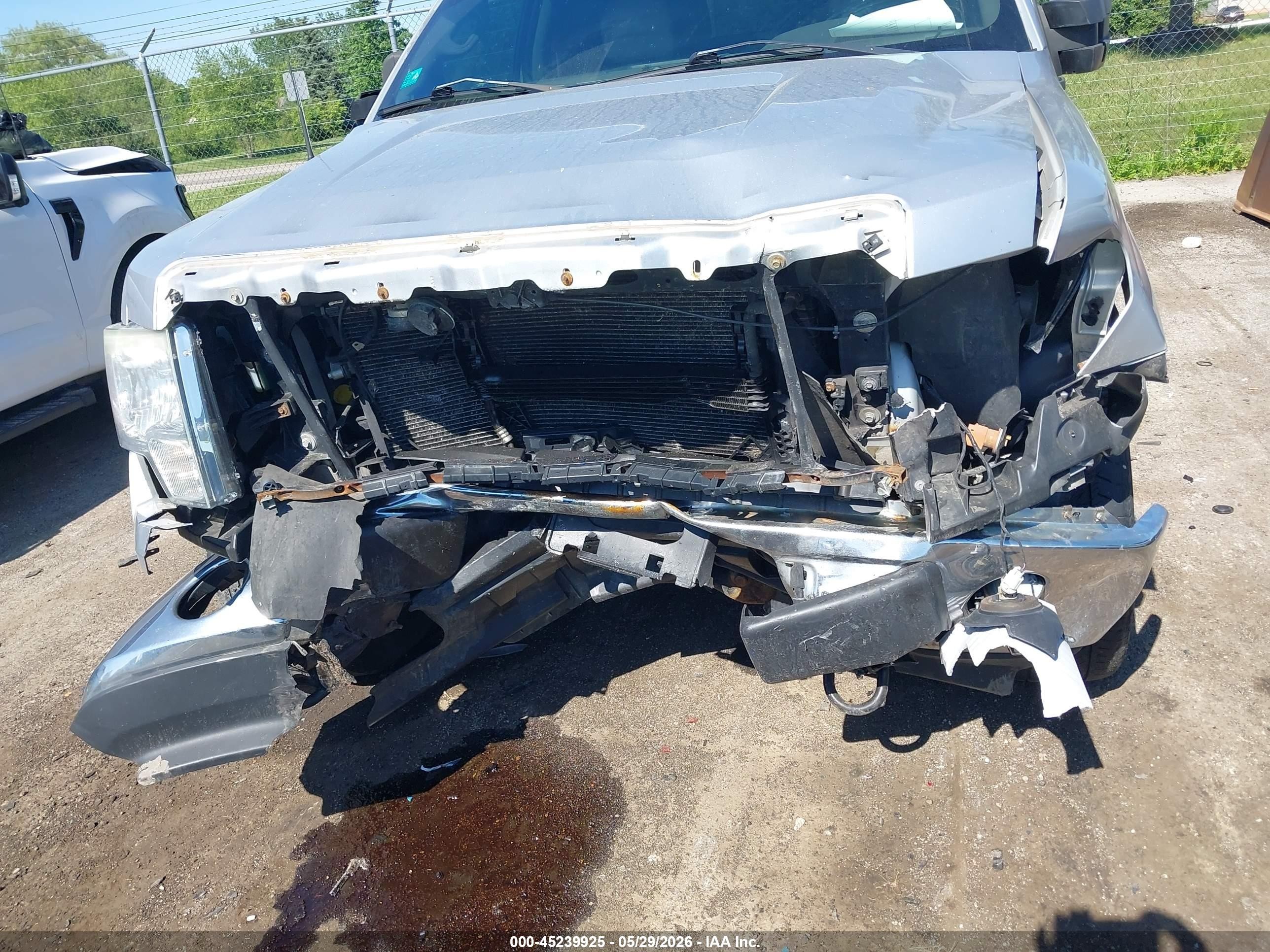 2010 Ford F-150 Xlt Silver vin: 1FTEW1E81AFC48538