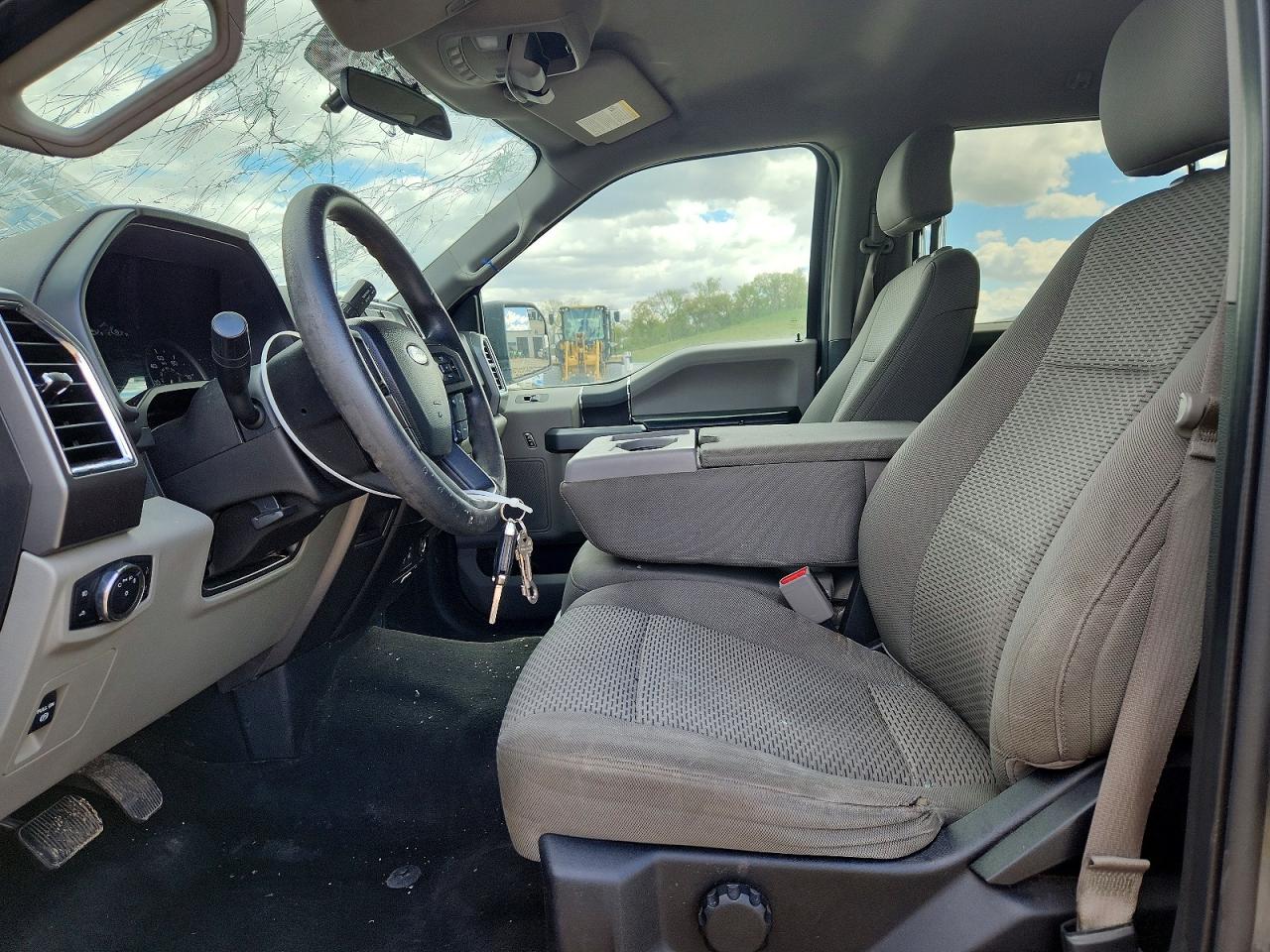2015 Ford F150 Supercrew Gray vin: 1FTEW1E81FFA63719