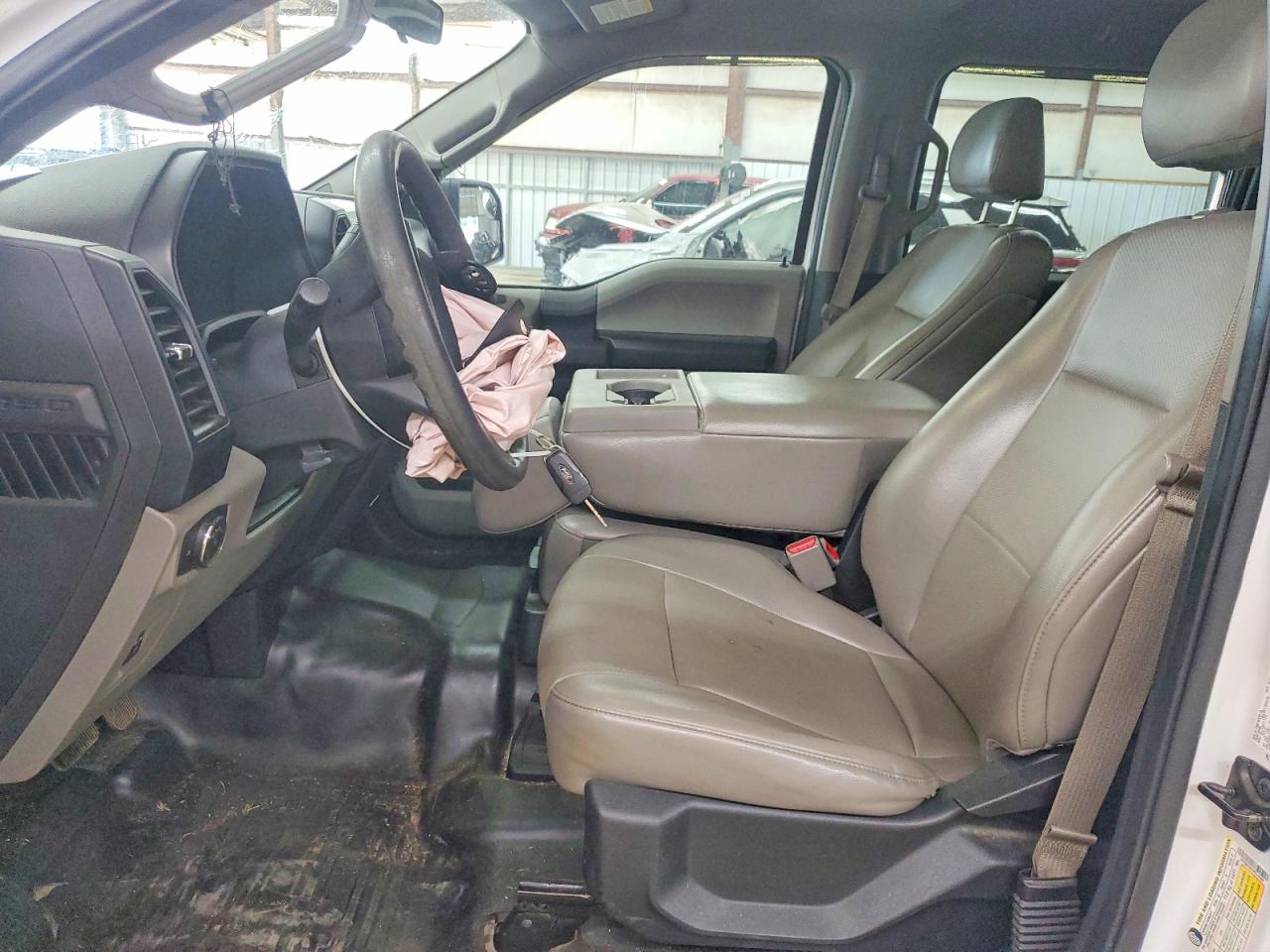 2015 Ford F150 Supercrew White vin: 1FTEW1E81FFC18589