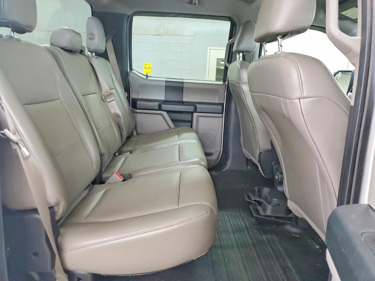 2015 Ford F150 Supercrew White vin: 1FTEW1E81FFC18589