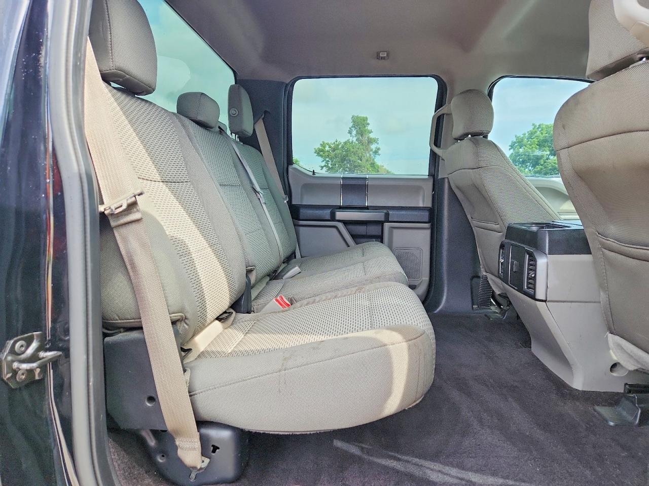 2016 Ford F150 Supercrew Black vin: 1FTEW1E83GKD94505