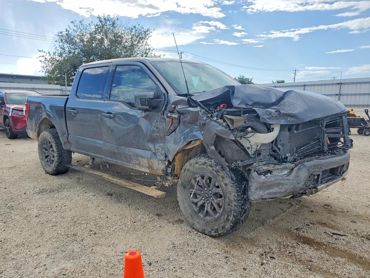 2023 Ford F150 Supercrew Gray vin: 1FTEW1E83PFC59677