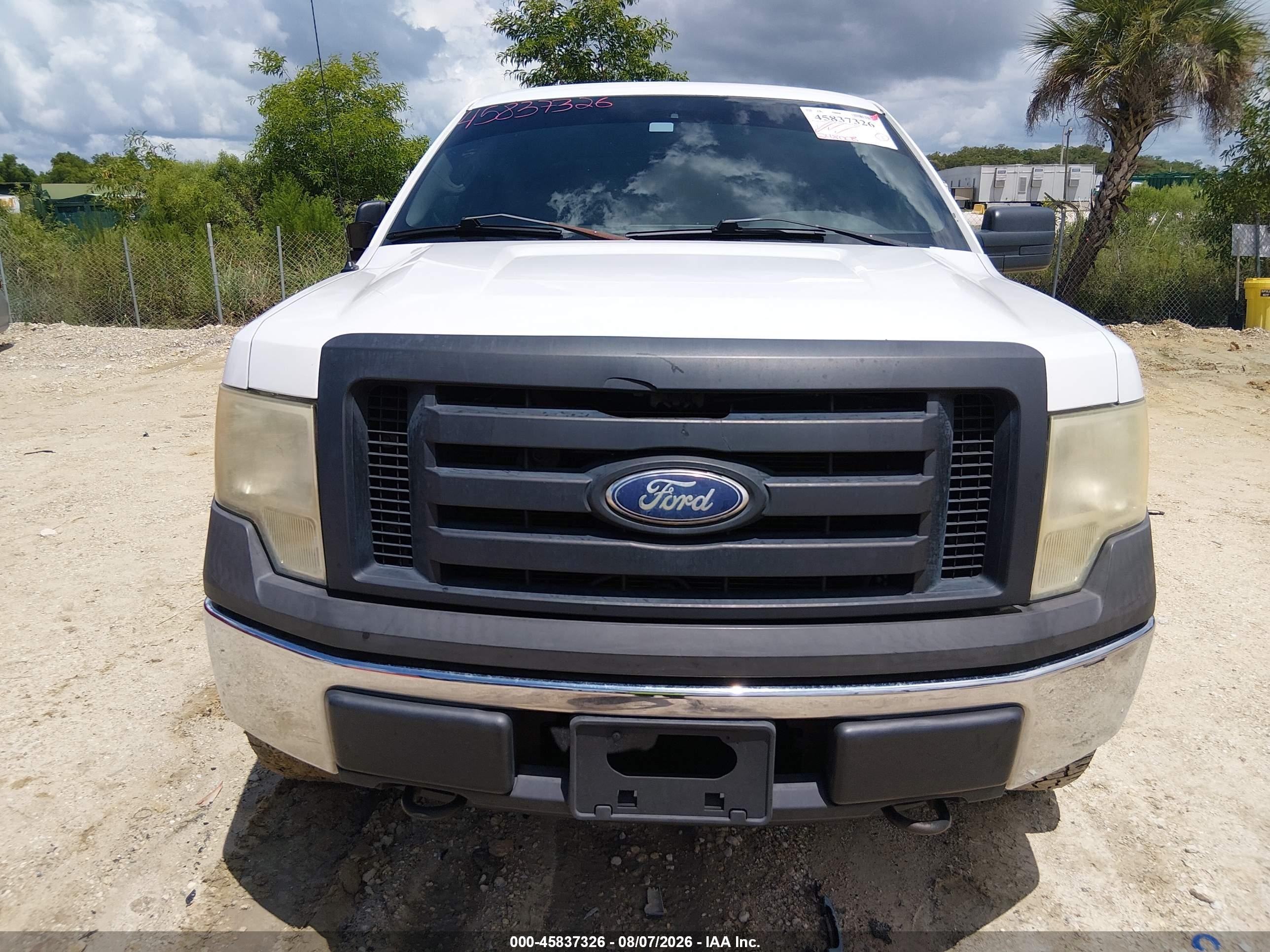 2010 Ford F-150 Xl White vin: 1FTEW1E84AFB25820