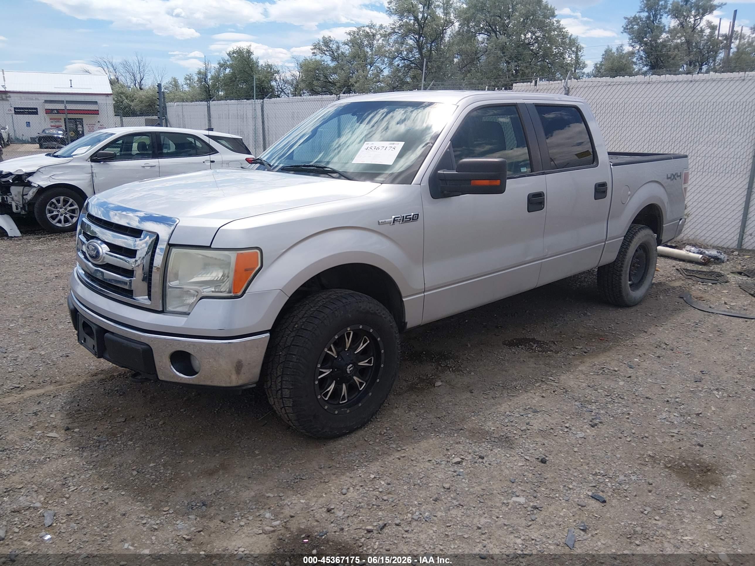 2010 Ford F-150 Xlt Silver vin: 1FTEW1E84AFC53751