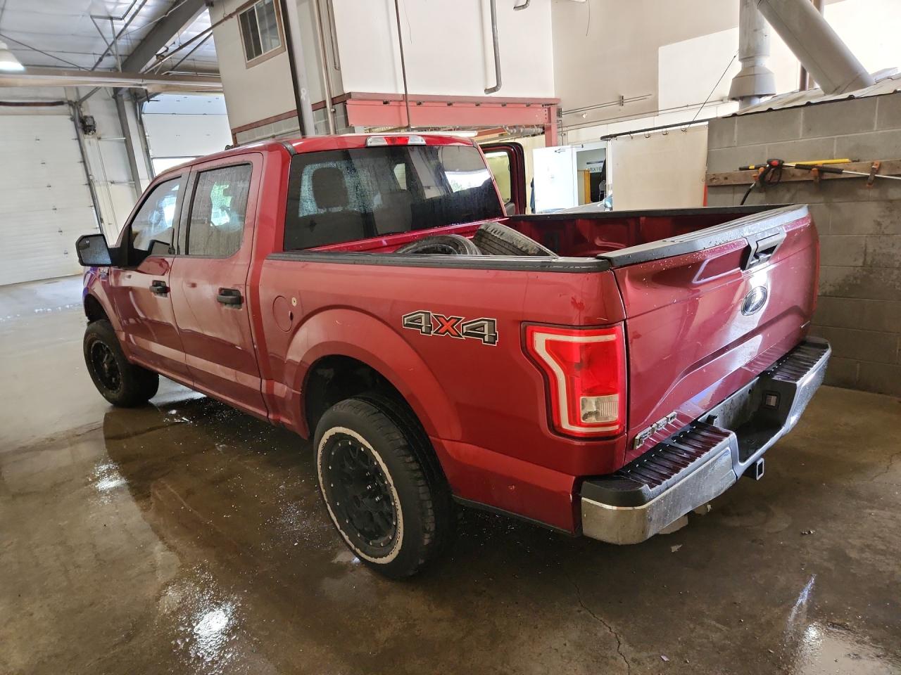 2015 Ford F150 Supercrew Red vin: 1FTEW1E84FKE12332 Damage: Left Bed Side, Dent(S) W/ Paint Dmg, 1 To 2 Inches