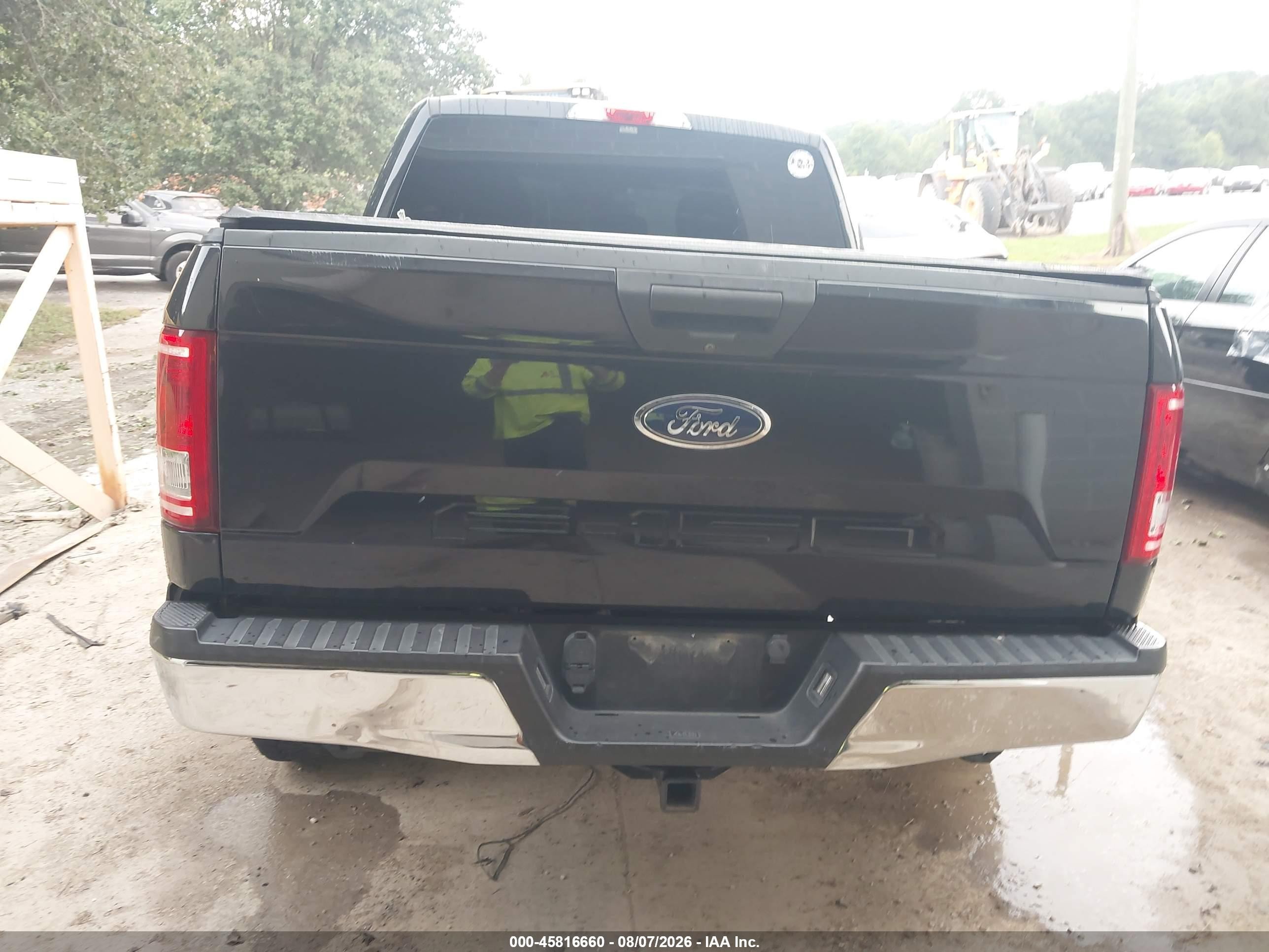 2017 Ford F-150 Xlt Черный vin: 1FTEW1E84HFA89864