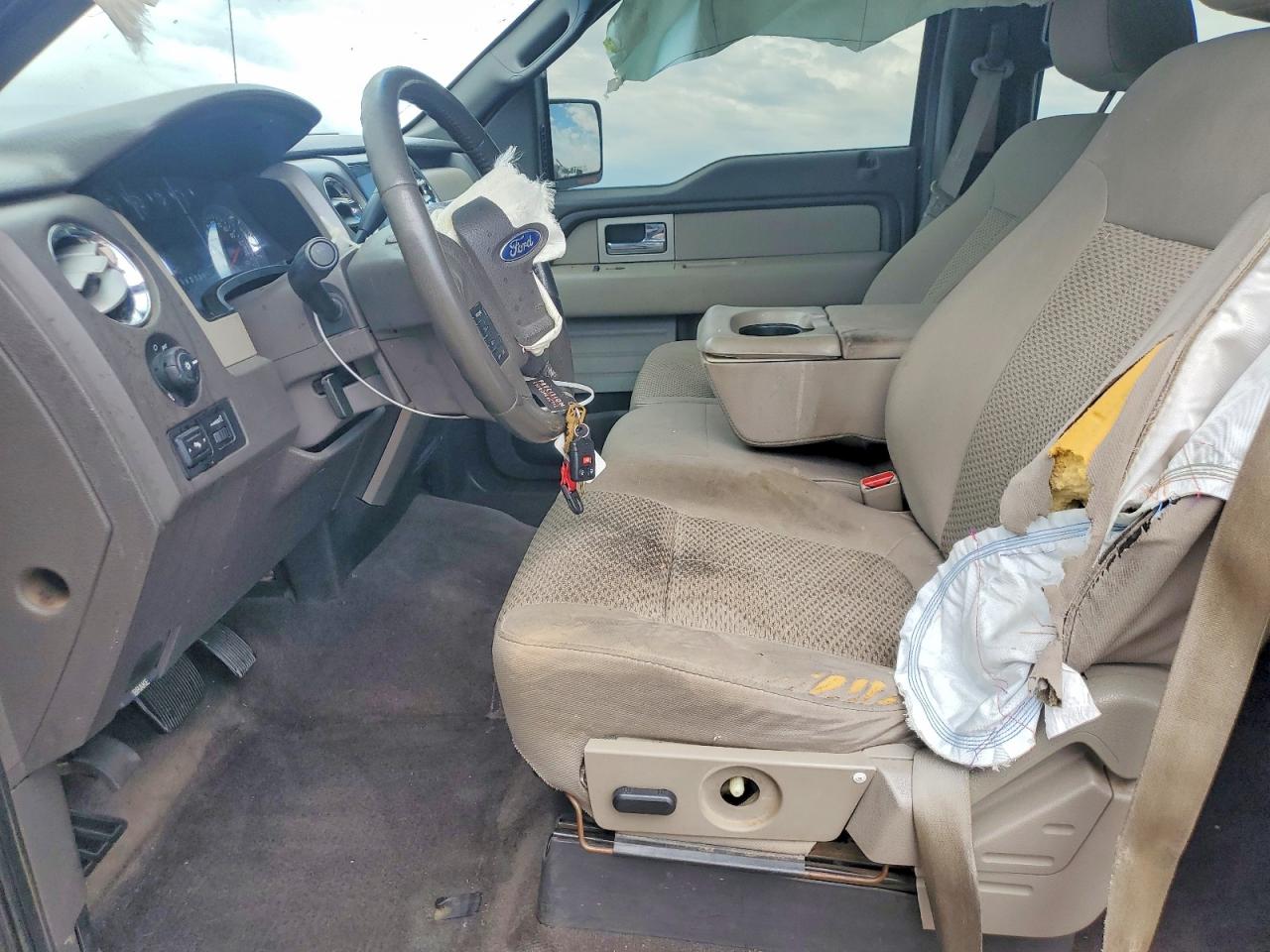 2010 Ford F150 Supercrew Red vin: 1FTEW1E85AFD11320