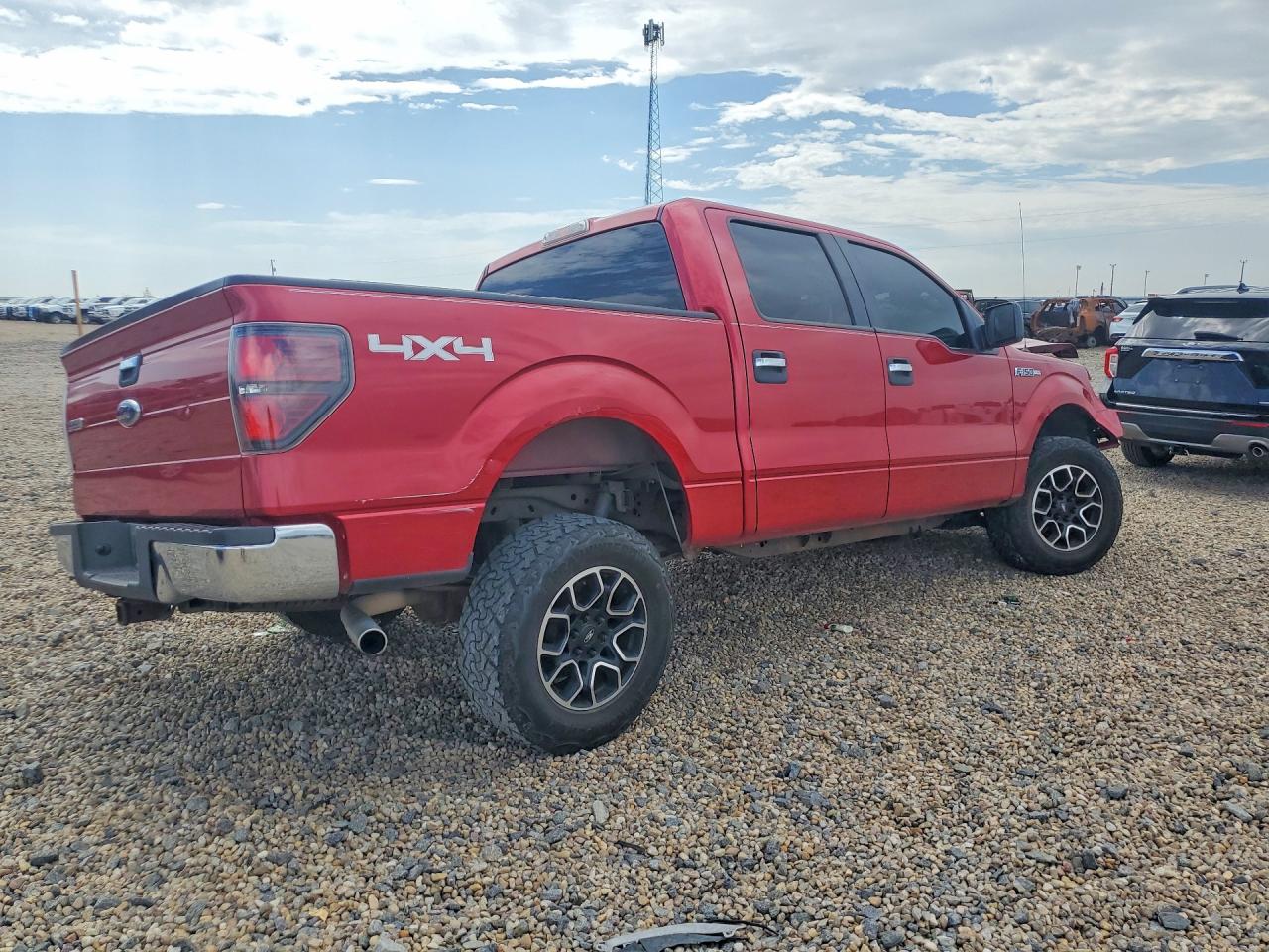 2010 Ford F150 Supercrew Red vin: 1FTEW1E85AFD11320