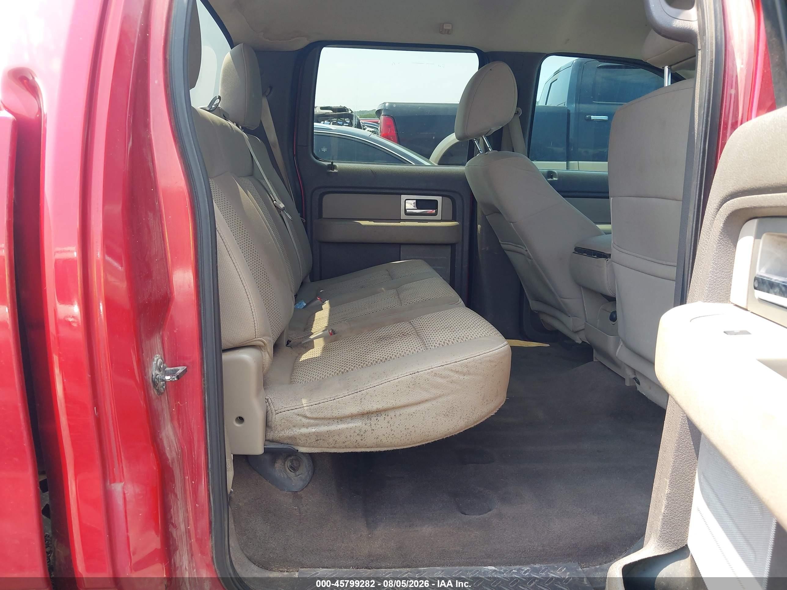 2010 Ford F-150 Xlt Red vin: 1FTEW1E85AKE08010