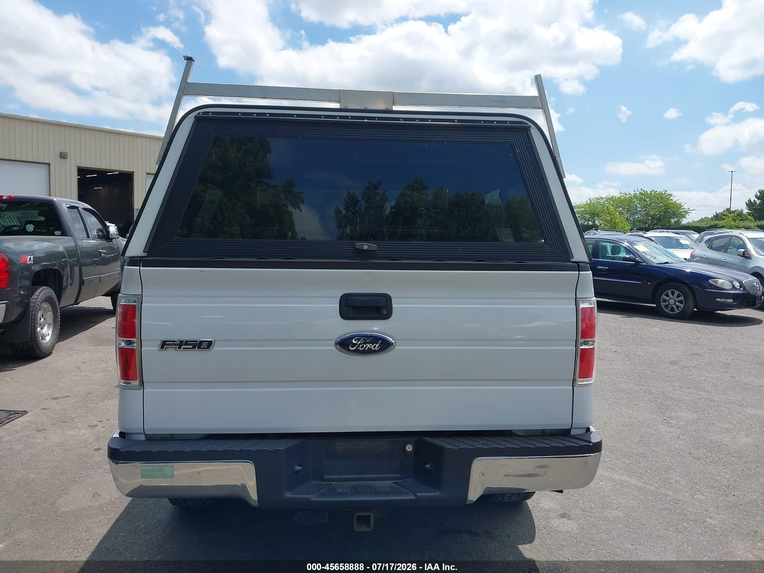 2010 Ford F-150 Xl/xlt White vin: 1FTEW1E86AFD19250