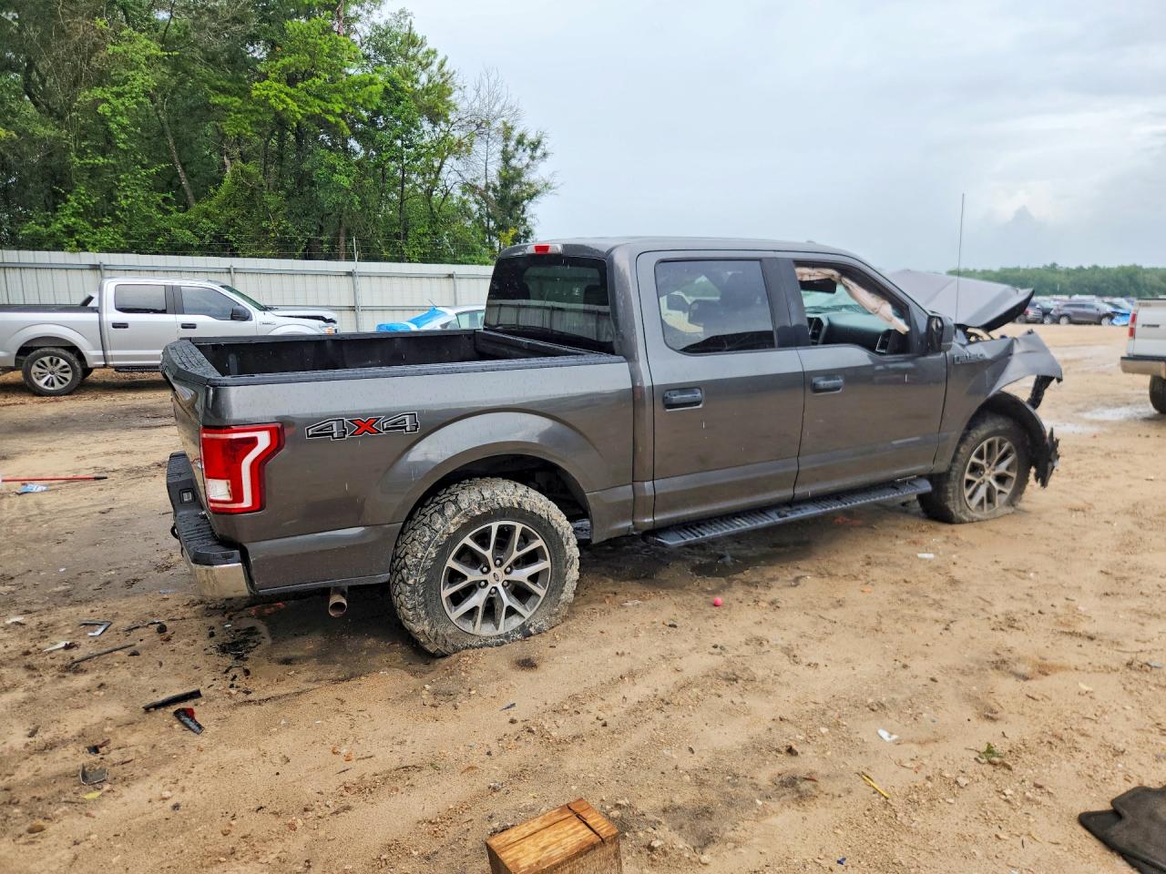 2015 Ford F150 Supercrew Серый vin: 1FTEW1E87FFC33694
