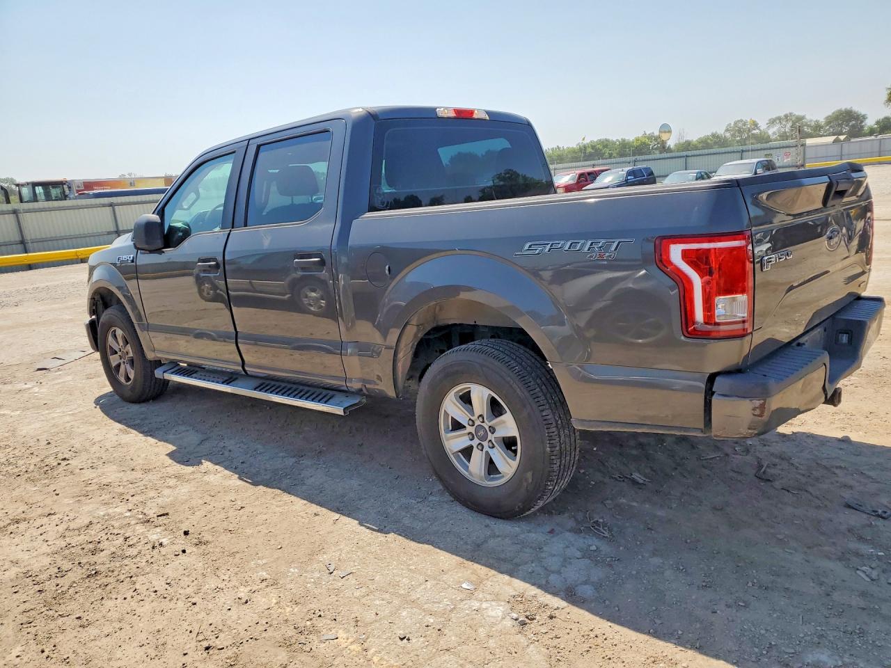 2015 Ford F150 Supercrew Silver vin: 1FTEW1E87FKD67452