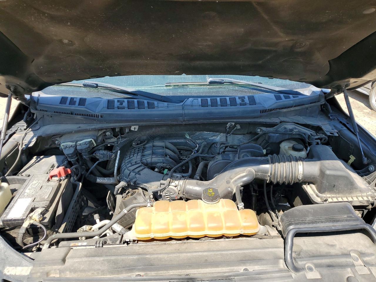 2015 Ford F150 Supercrew Silver vin: 1FTEW1E87FKD67452