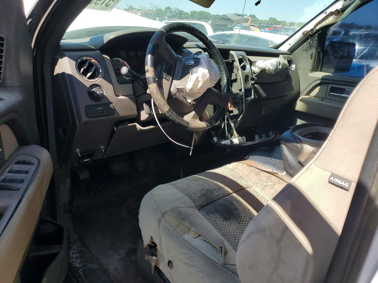 2010 Ford F150 Supercrew White vin: 1FTEW1E88AFB34097