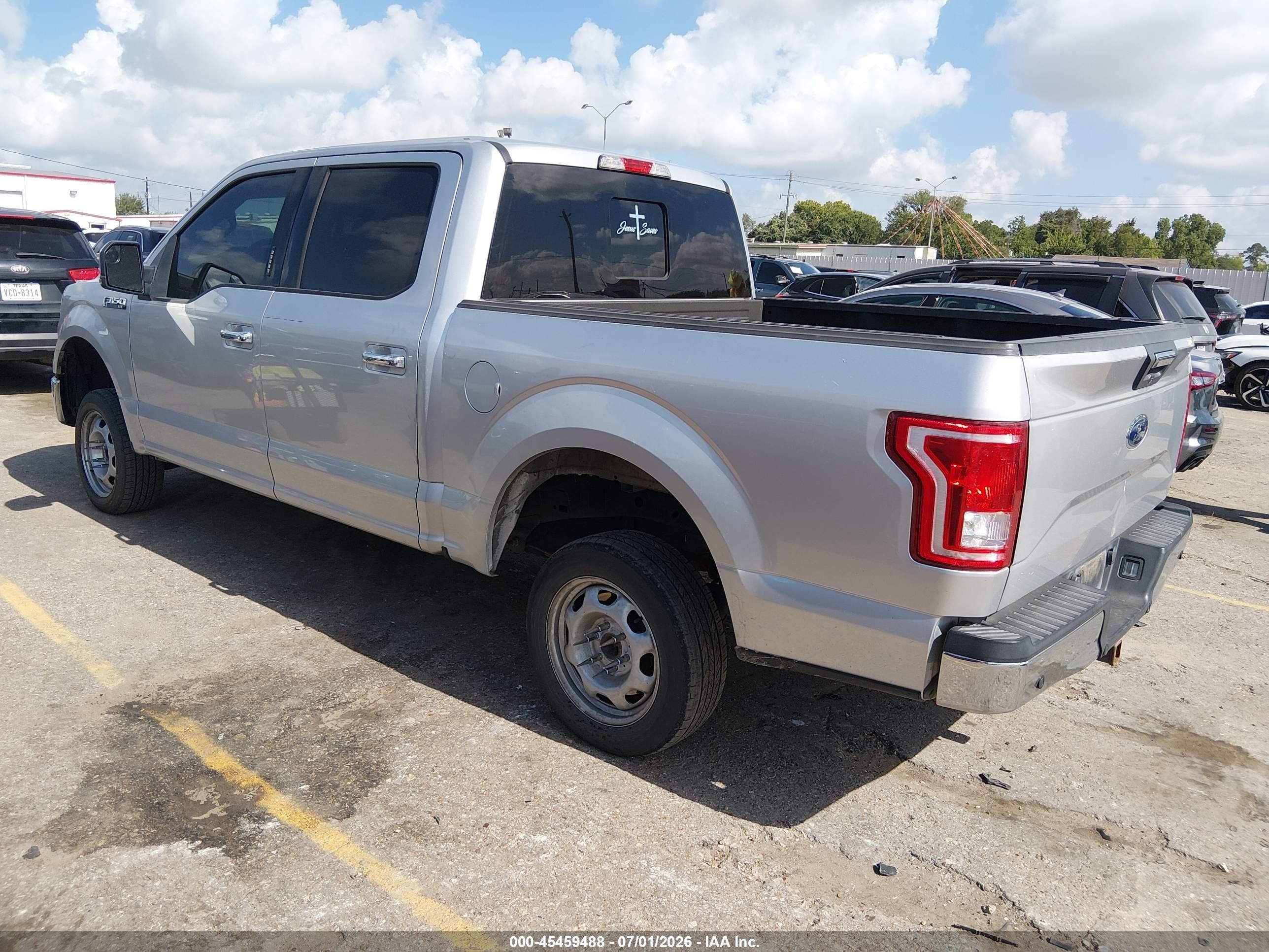 2015 Ford F-150 Xlt Silver vin: 1FTEW1E88FFA53902