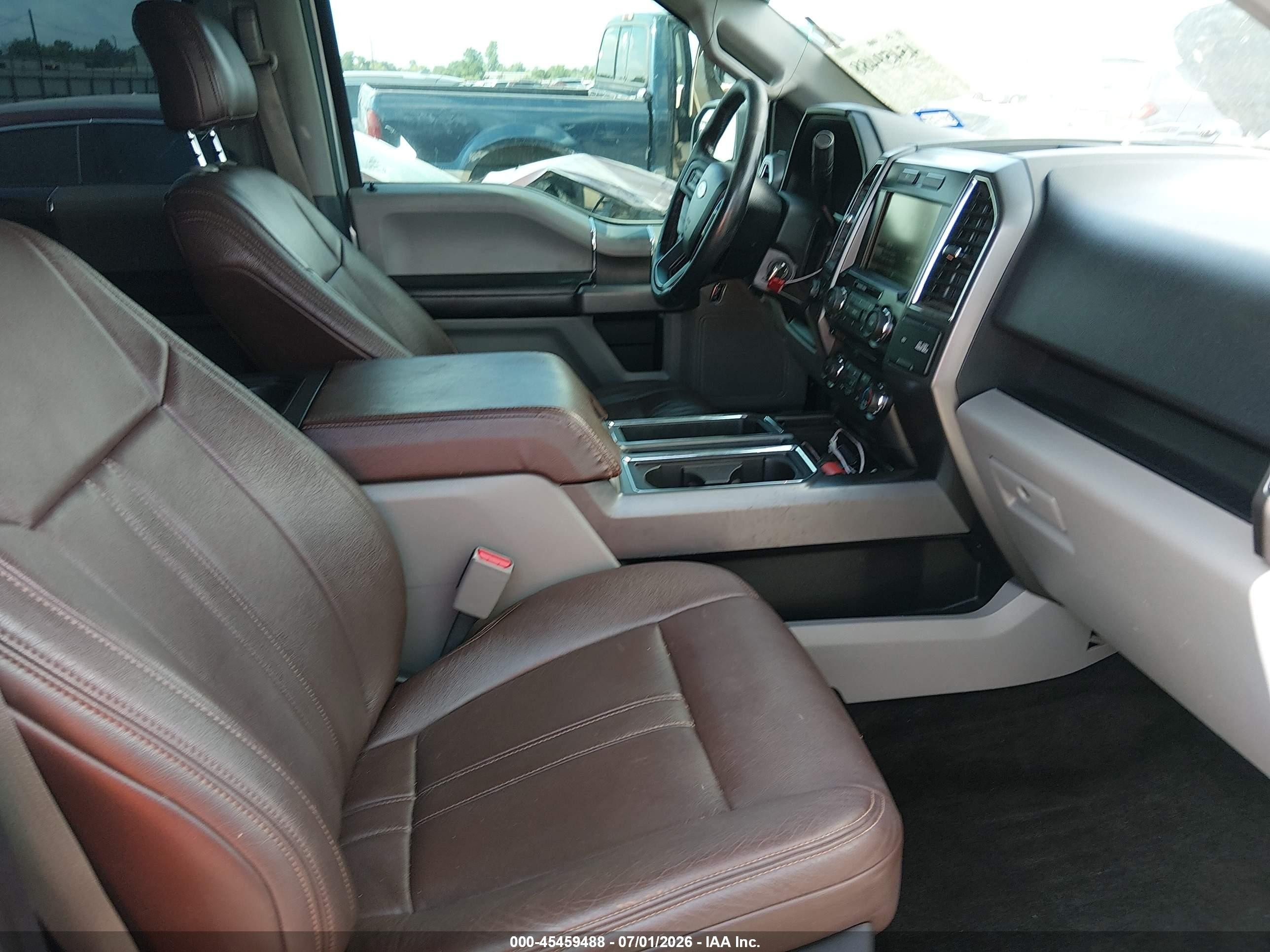 2015 Ford F-150 Xlt Silver vin: 1FTEW1E88FFA53902