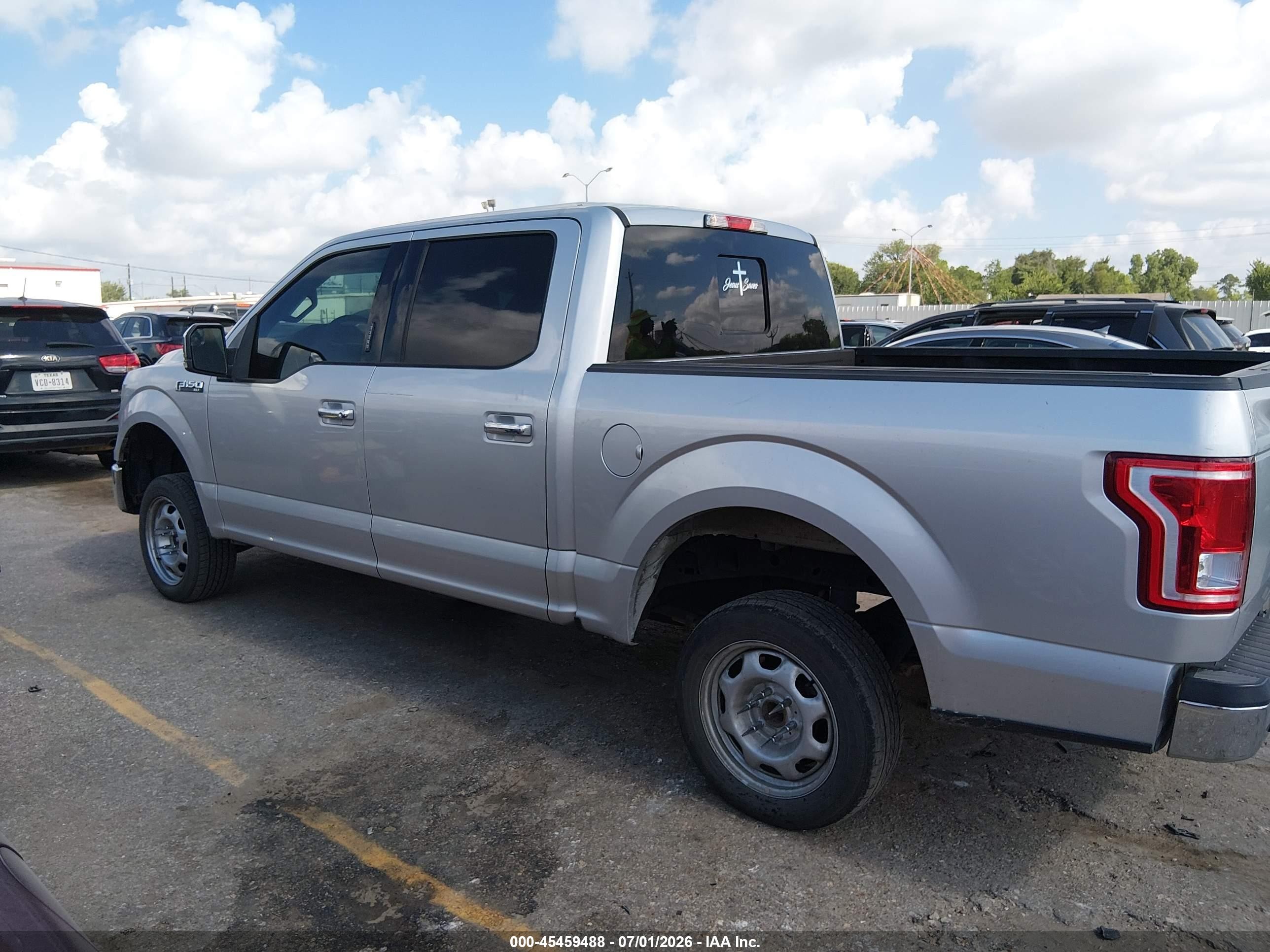2015 Ford F-150 Xlt Silver vin: 1FTEW1E88FFA53902