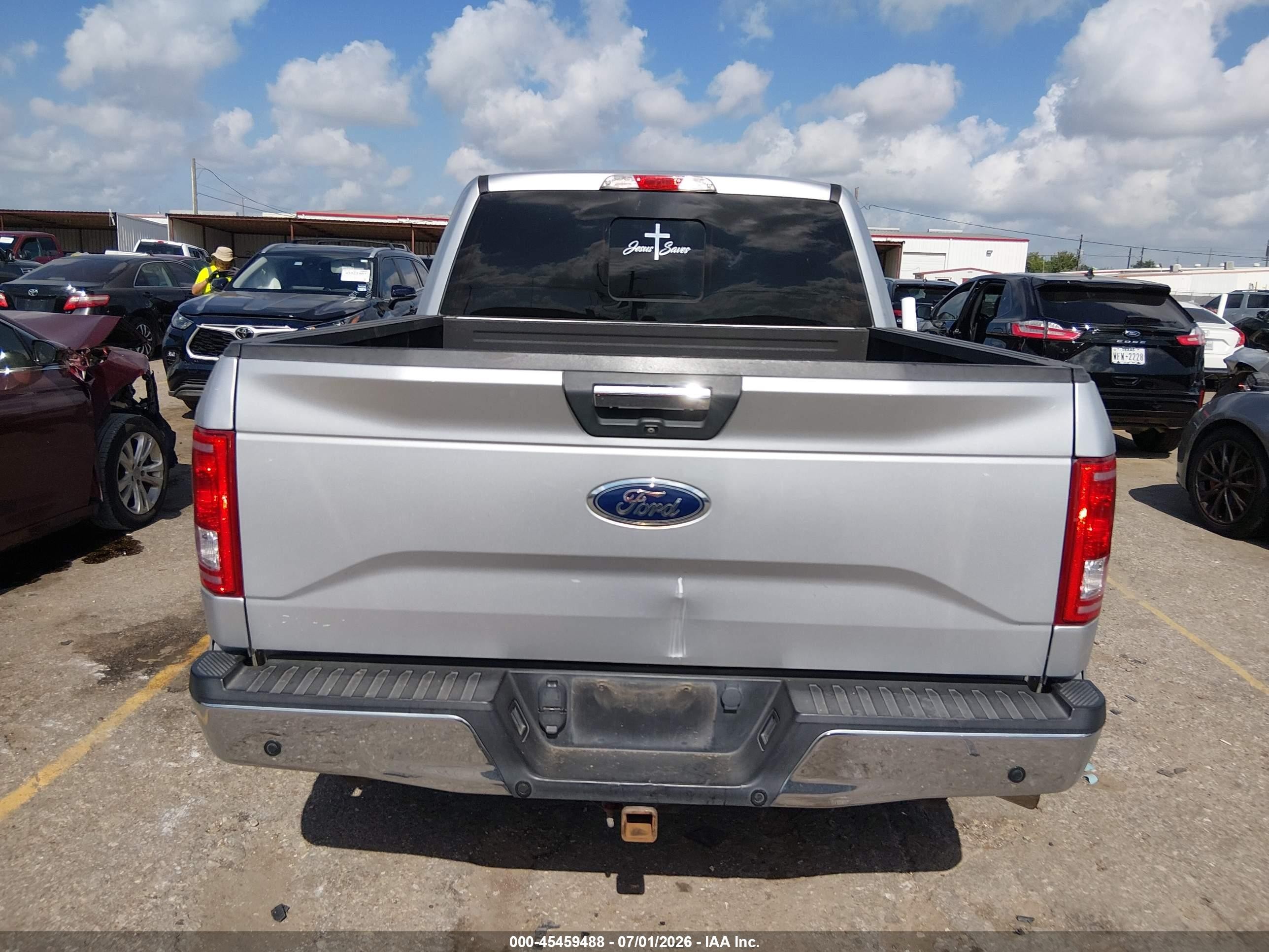 2015 Ford F-150 Xlt Silver vin: 1FTEW1E88FFA53902
