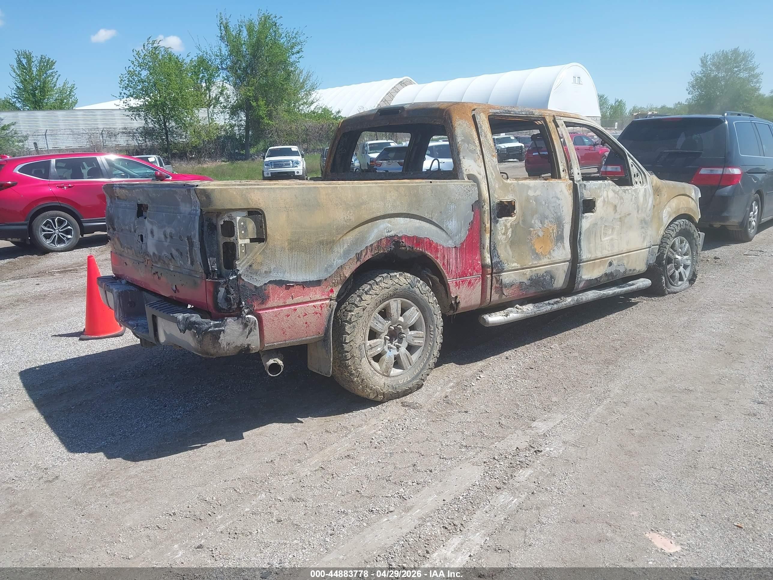 2010 Ford F-150 Xl/xlt Red vin: 1FTEW1E89AFA21940