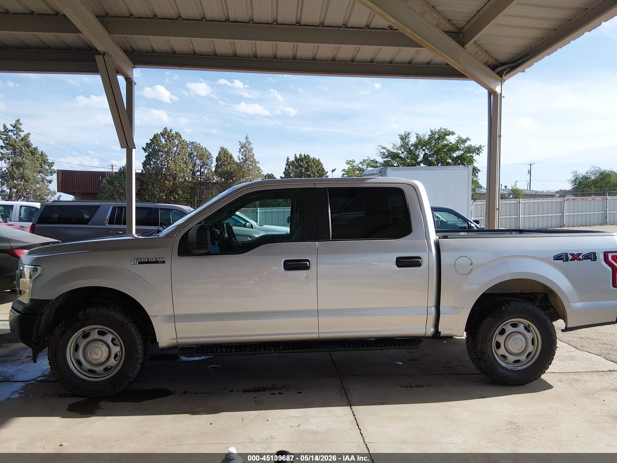 2018 Ford F-150 Xl Silver vin: 1FTEW1EB3JFD04975