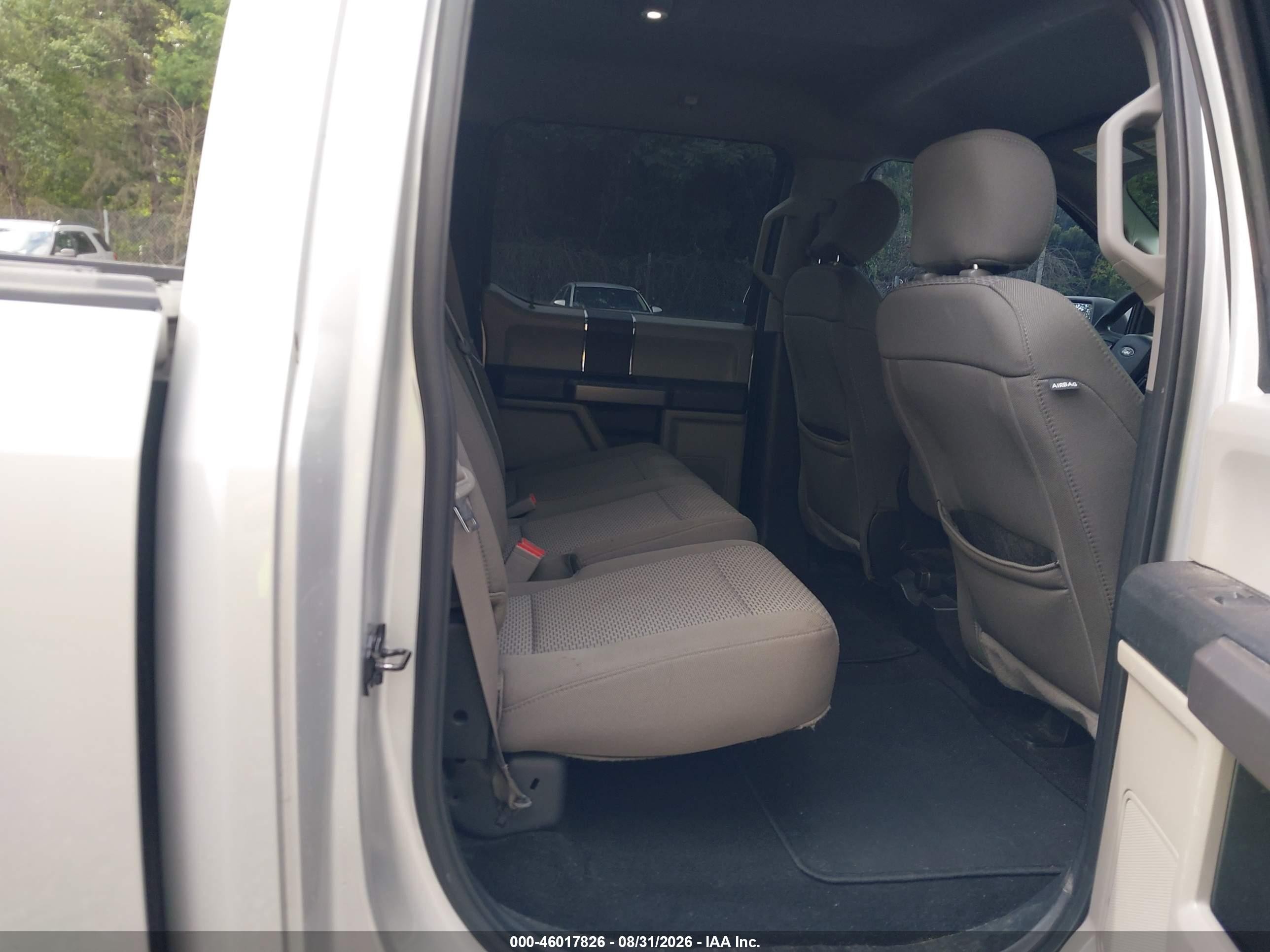 2018 Ford F-150 Xlt Silver vin: 1FTEW1EB3JKF31333