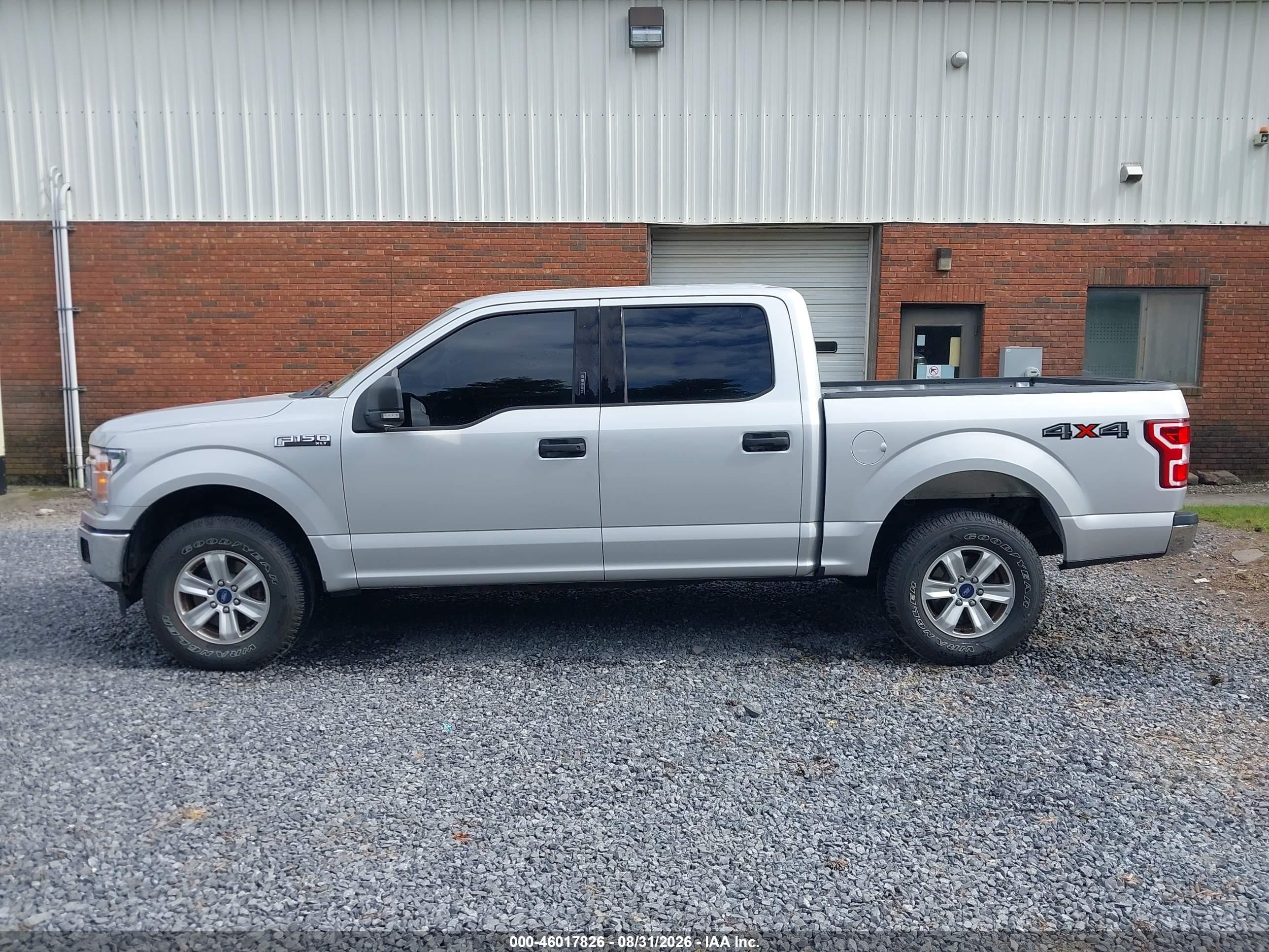 2018 Ford F-150 Xlt Silver vin: 1FTEW1EB3JKF31333
