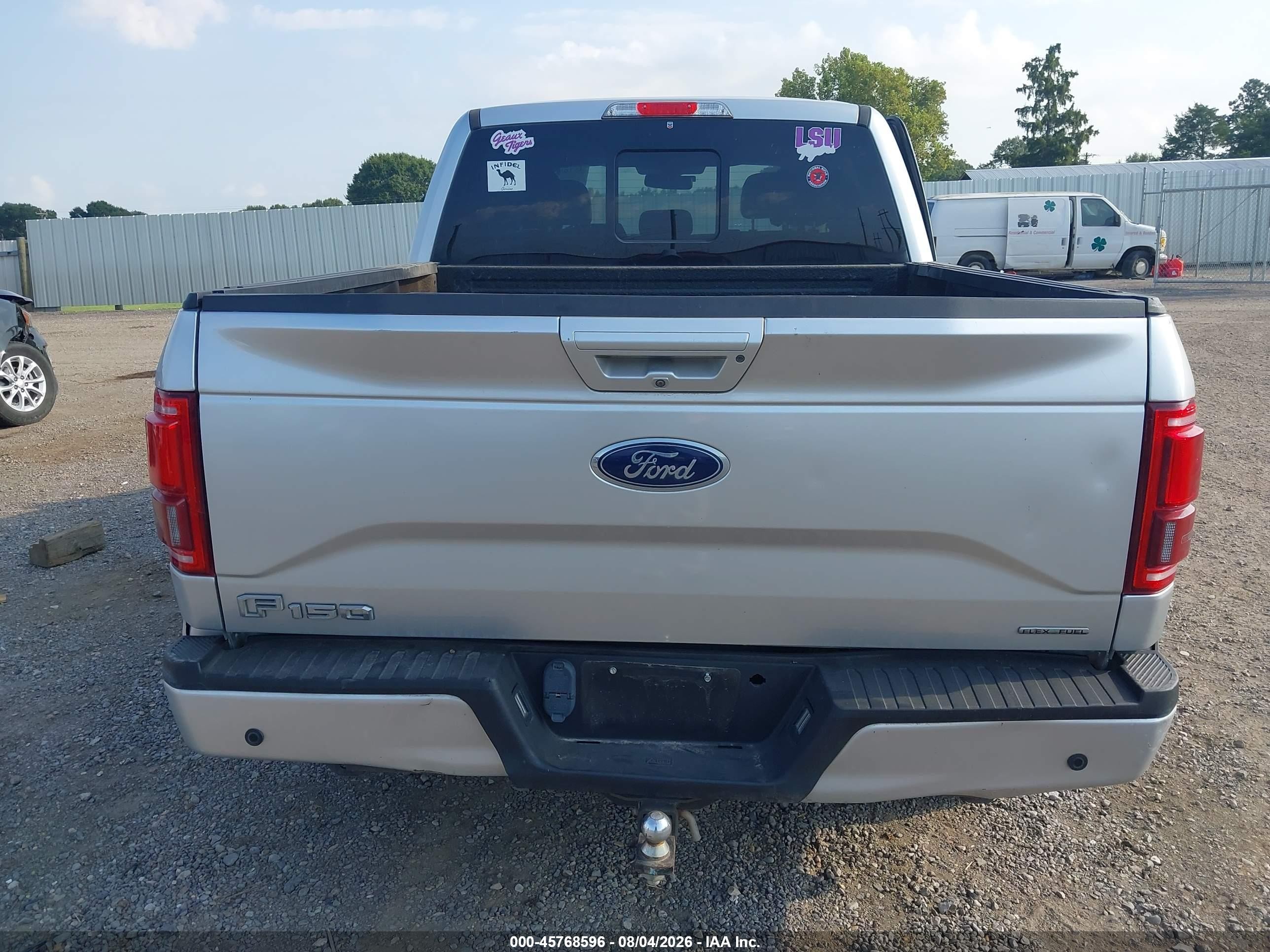 2015 Ford F-150 Lariat Silver vin: 1FTEW1EF0FFA38843