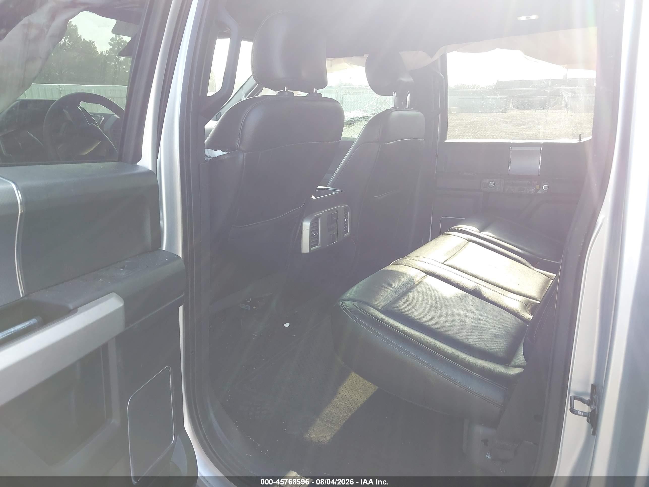 2015 Ford F-150 Lariat Silver vin: 1FTEW1EF0FFA38843