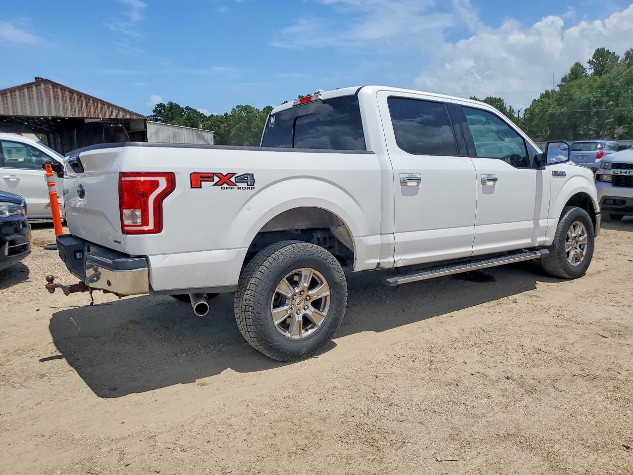 2015 Ford F150 Supercrew White vin: 1FTEW1EF0FKD46635