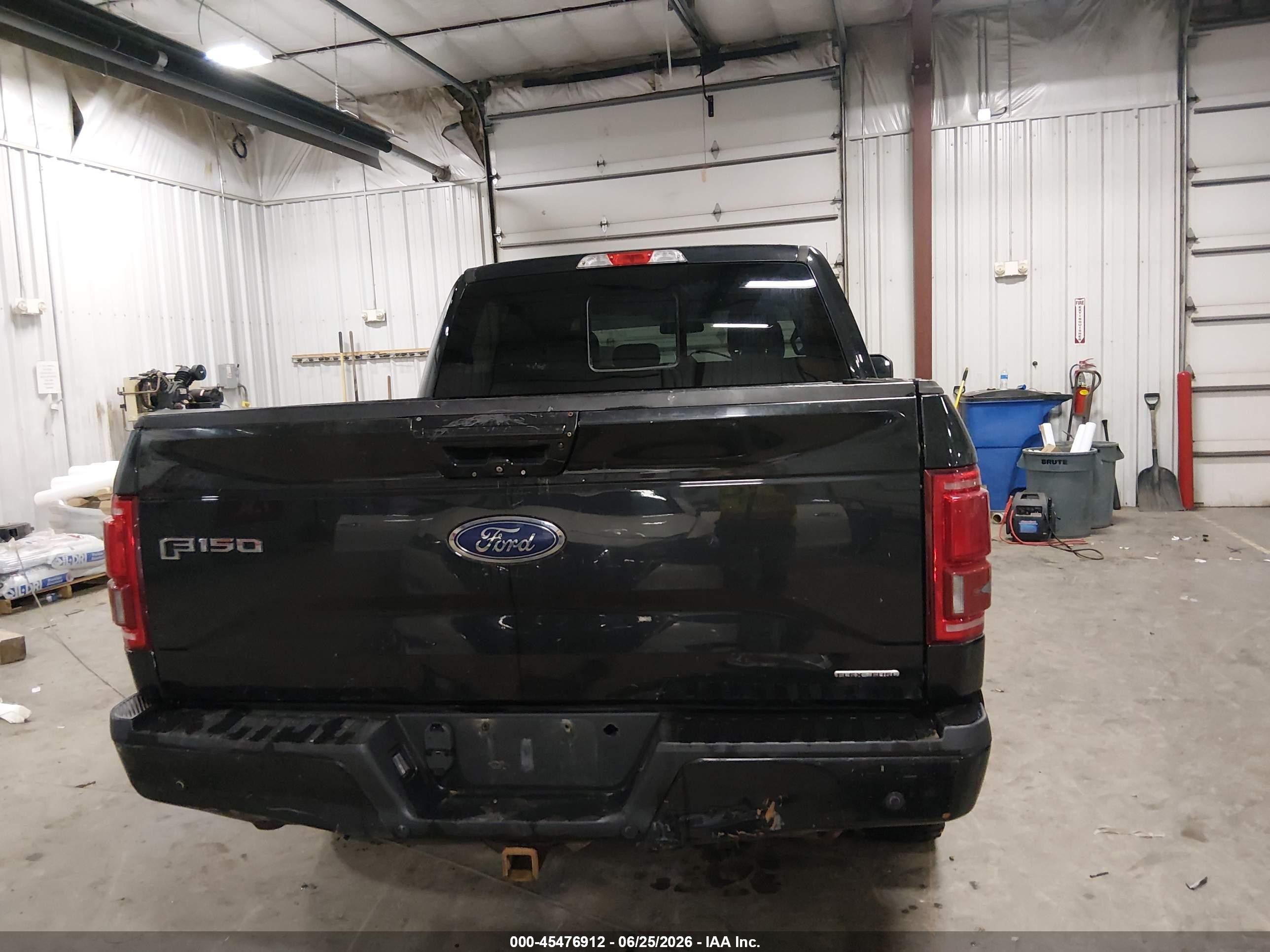 2015 Ford F-150 Lariat Черный vin: 1FTEW1EF1FFA05981