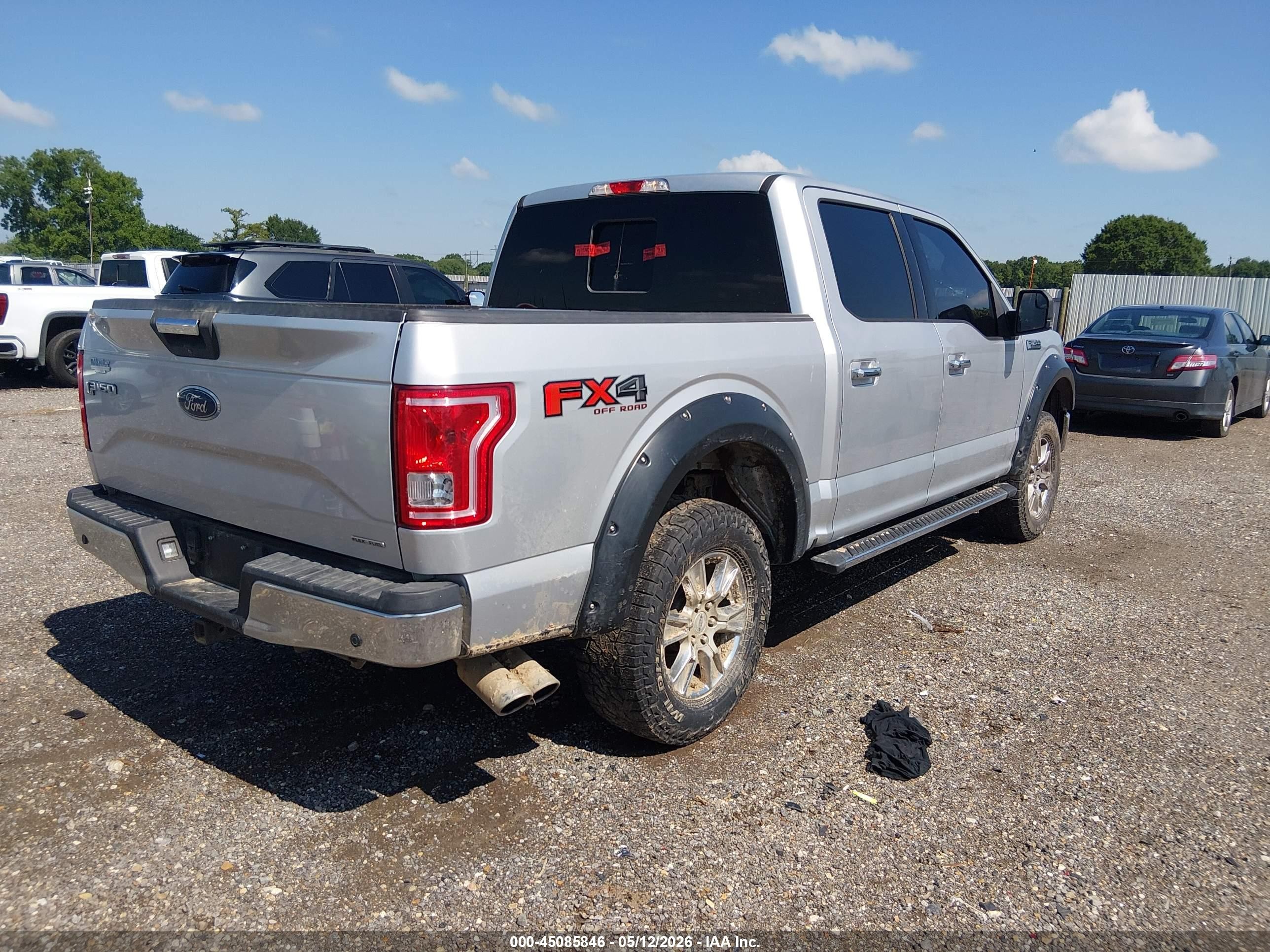 2015 Ford F-150 Xlt Серебряный vin: 1FTEW1EF1FFA22764