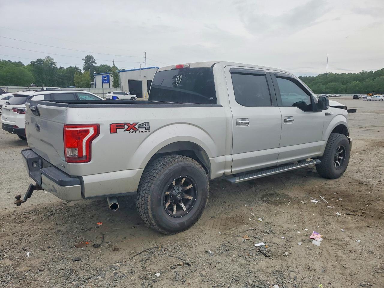 2015 Ford F150 Supercrew Silver vin: 1FTEW1EF1FFC84252