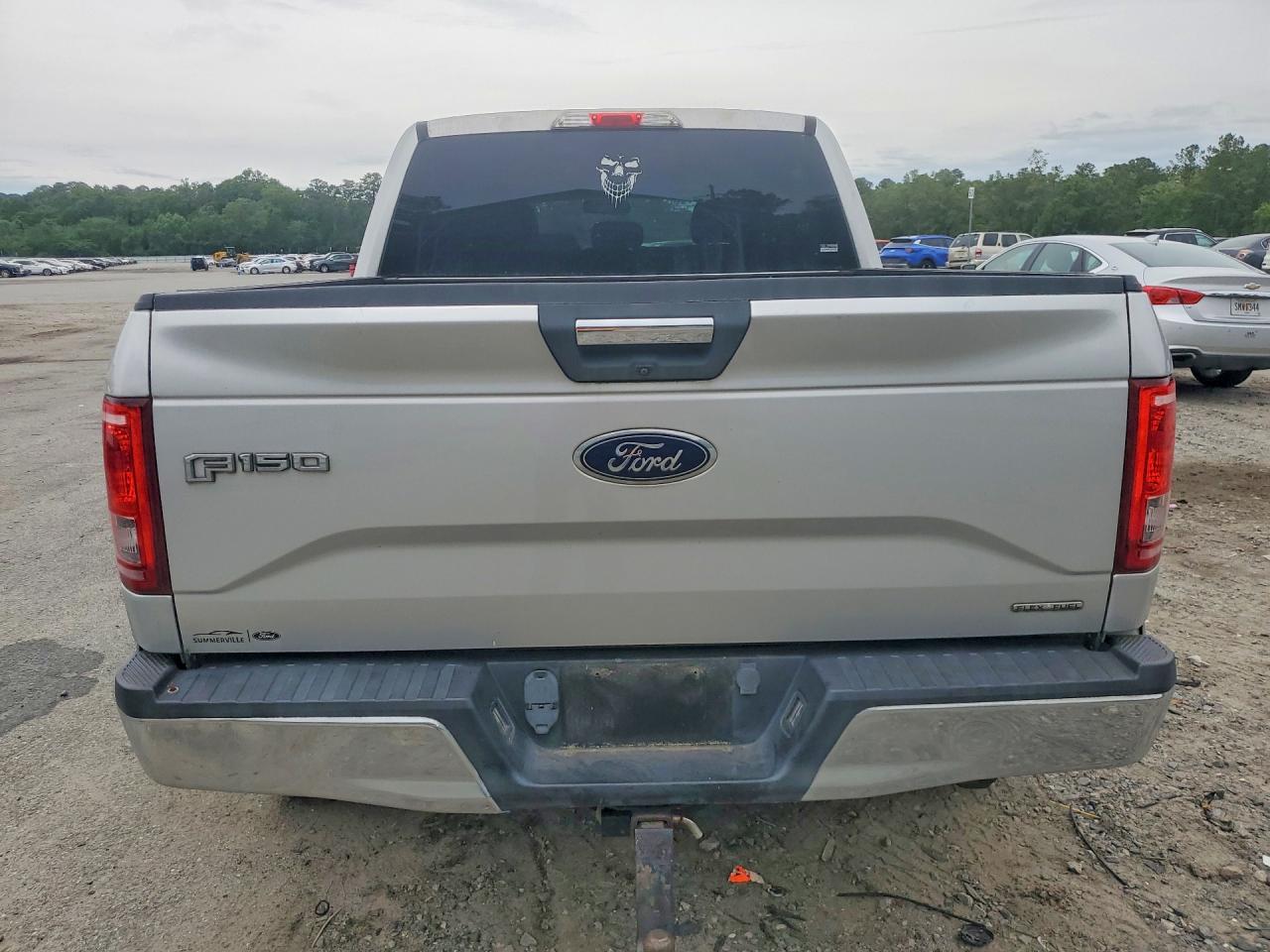 2015 Ford F150 Supercrew Silver vin: 1FTEW1EF1FFC84252