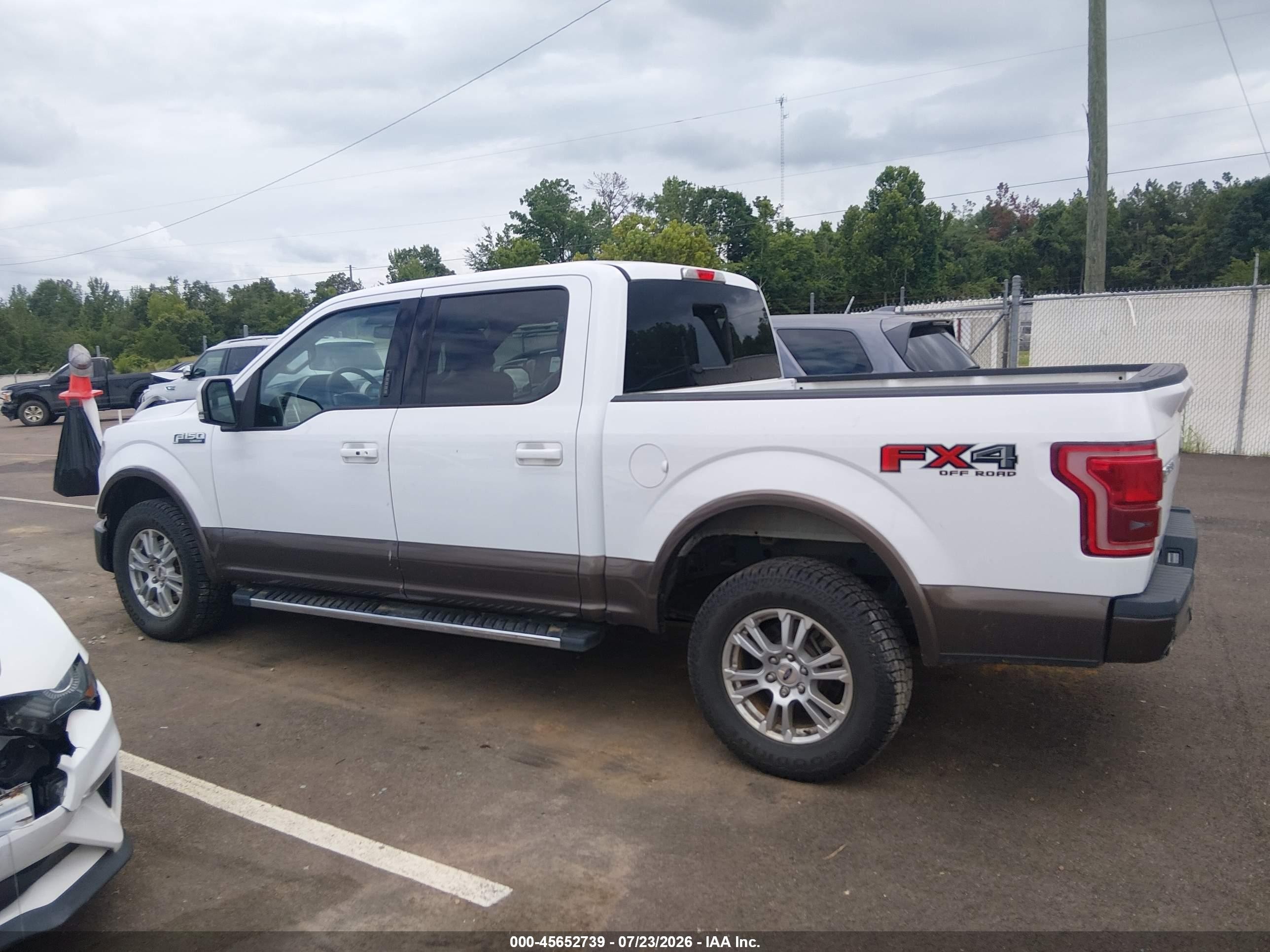 2015 Ford F-150 Lariat White vin: 1FTEW1EF1FKD46708