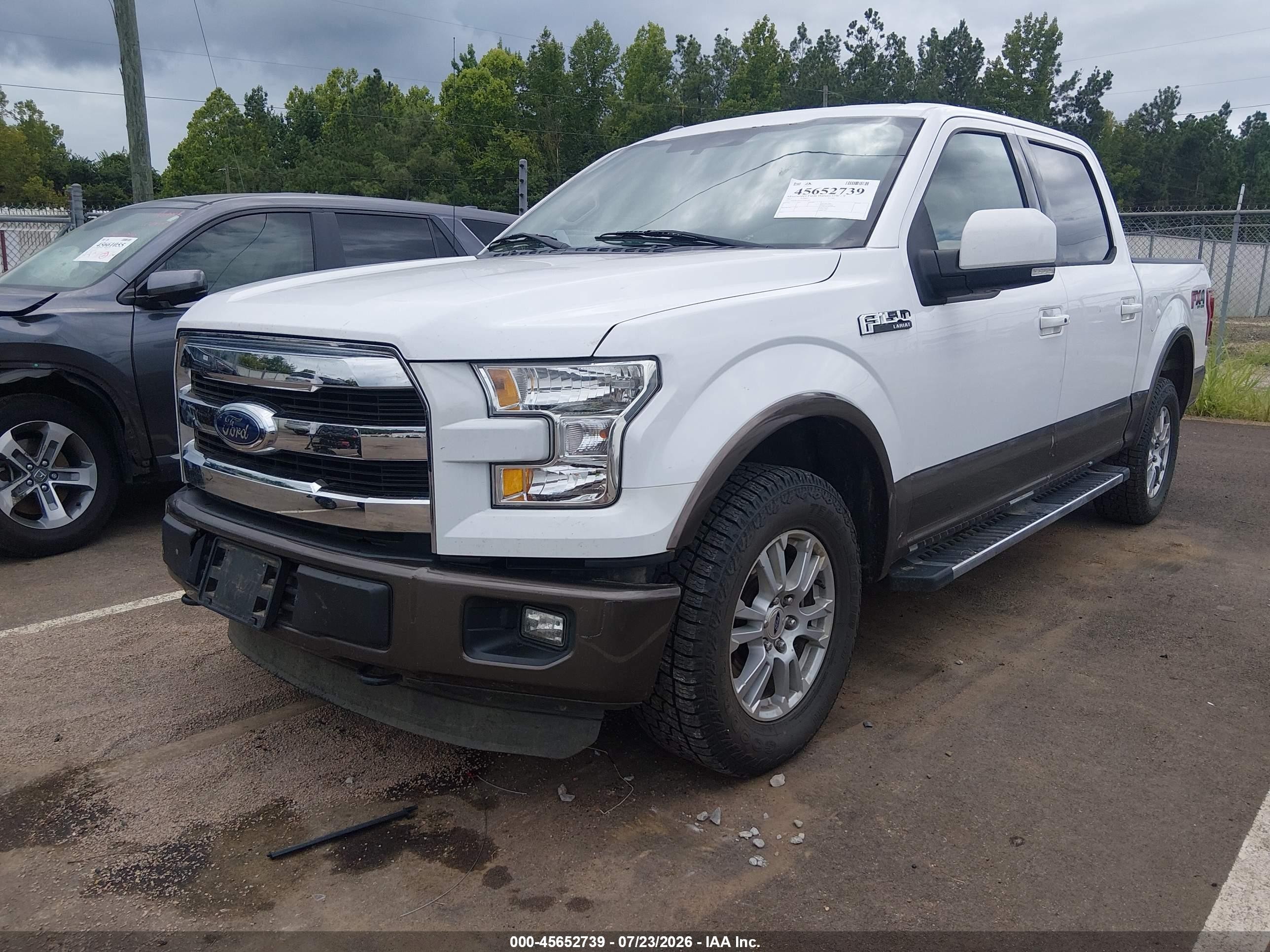 2015 Ford F-150 Lariat White vin: 1FTEW1EF1FKD46708