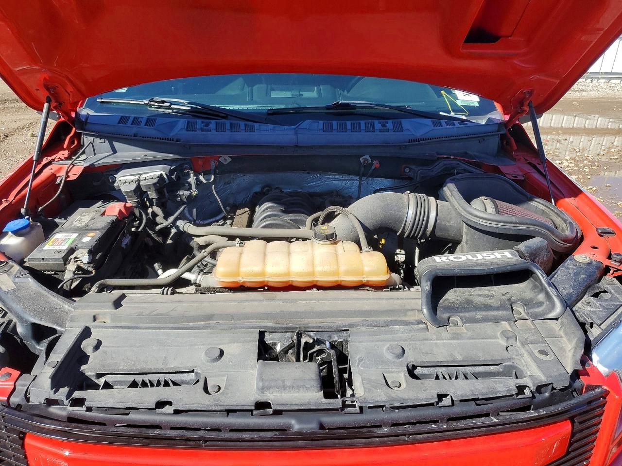 2015 Ford F150 Supercrew Red vin: 1FTEW1EF2FFA20845