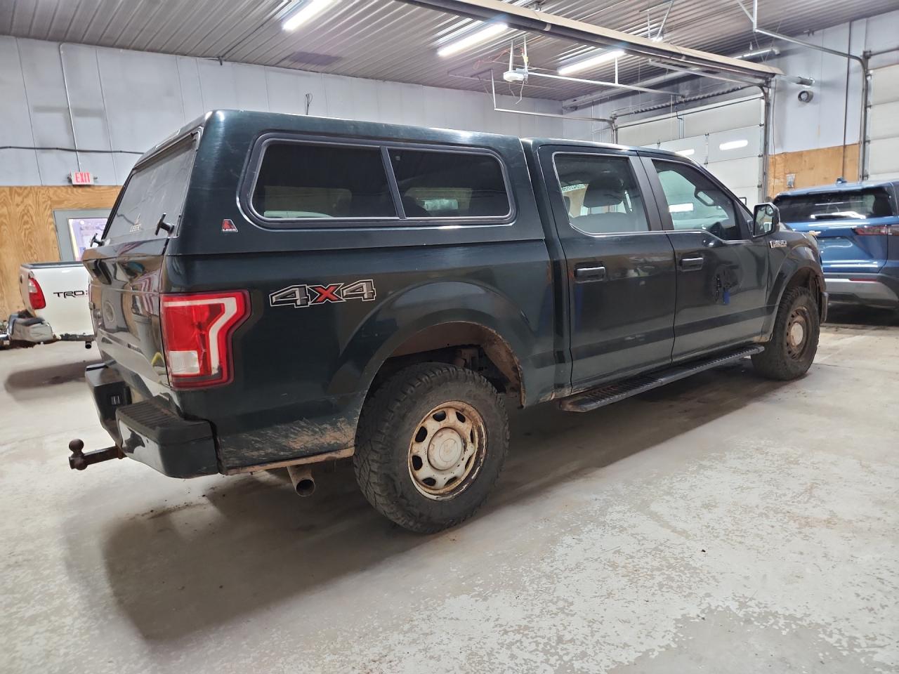 2015 Ford F150 Supercrew Green vin: 1FTEW1EF2FFA75988 Damage: Right Tail Light, Broken, Replacement Required
