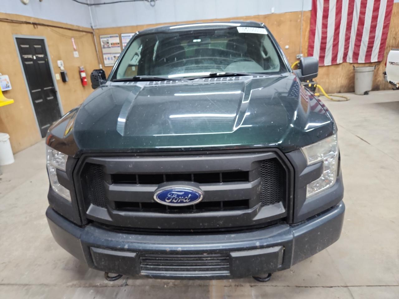 2015 Ford F150 Supercrew Green vin: 1FTEW1EF2FFA75988 Damage: Hood, Chipped, 5