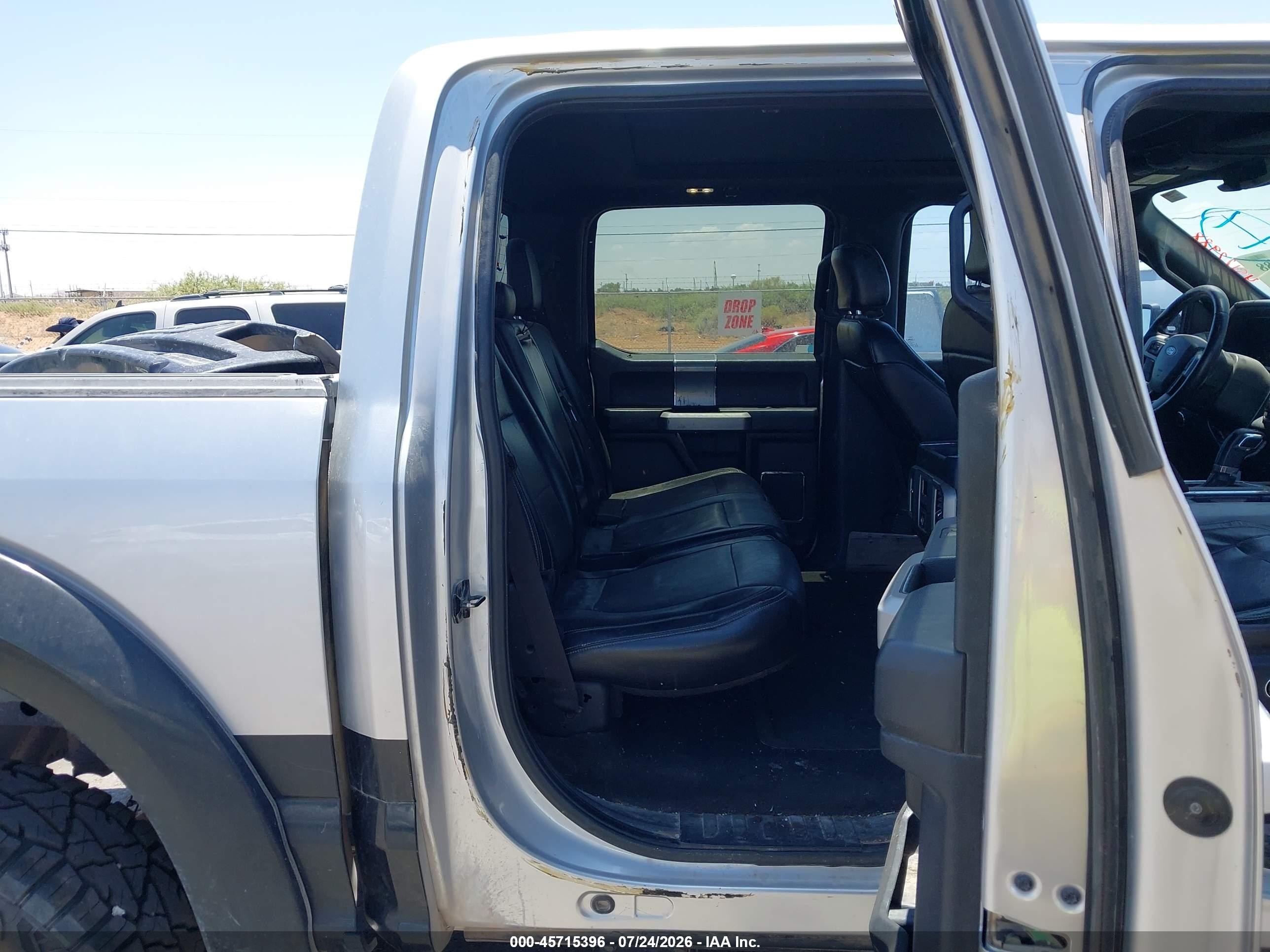 2015 Ford F-150 Lariat Silver vin: 1FTEW1EF2FFB42072